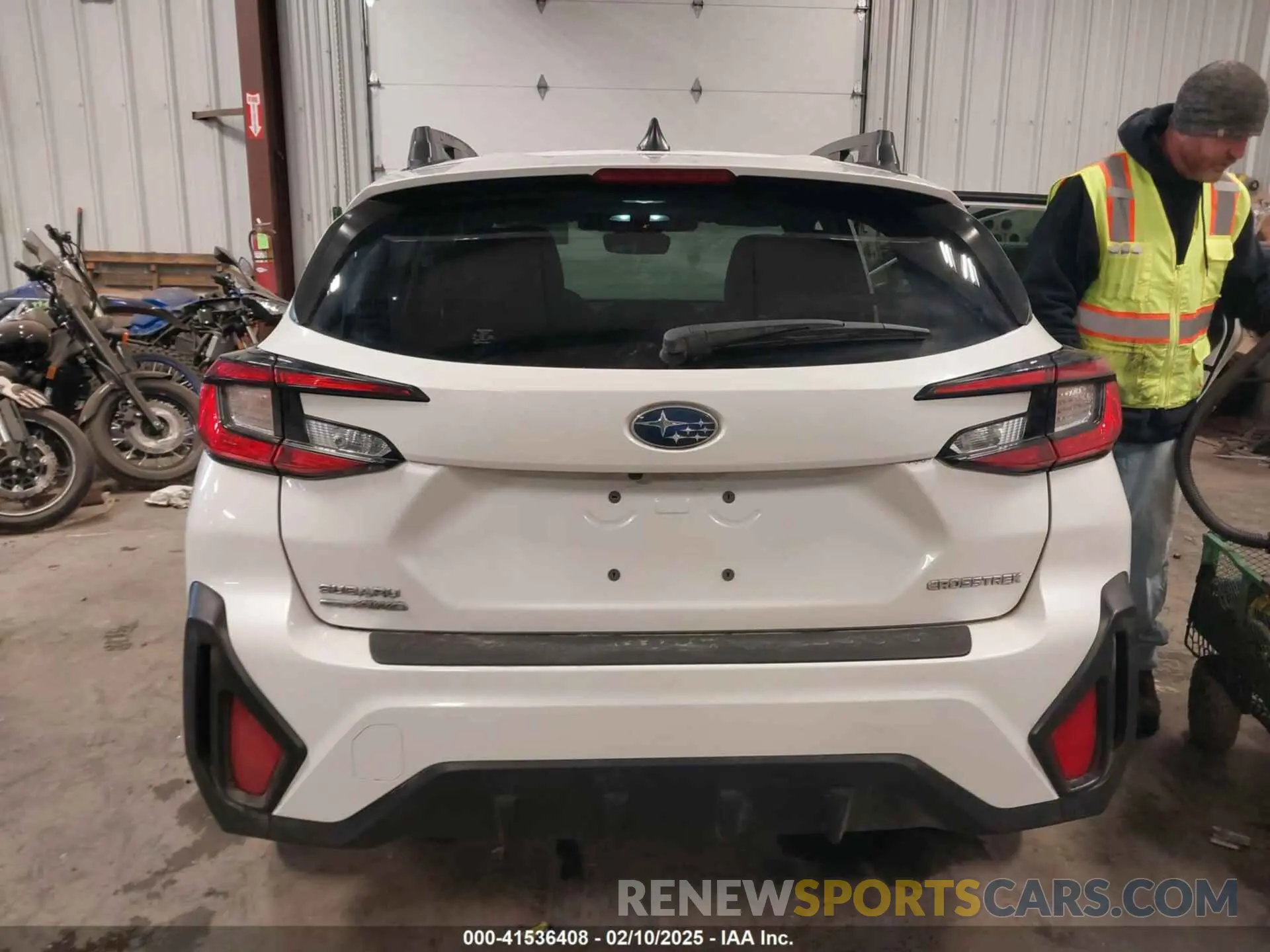 16 fotografías del automóvil dañado JF2GUADC1RH320232 SUBARU CROSSTREK 2024