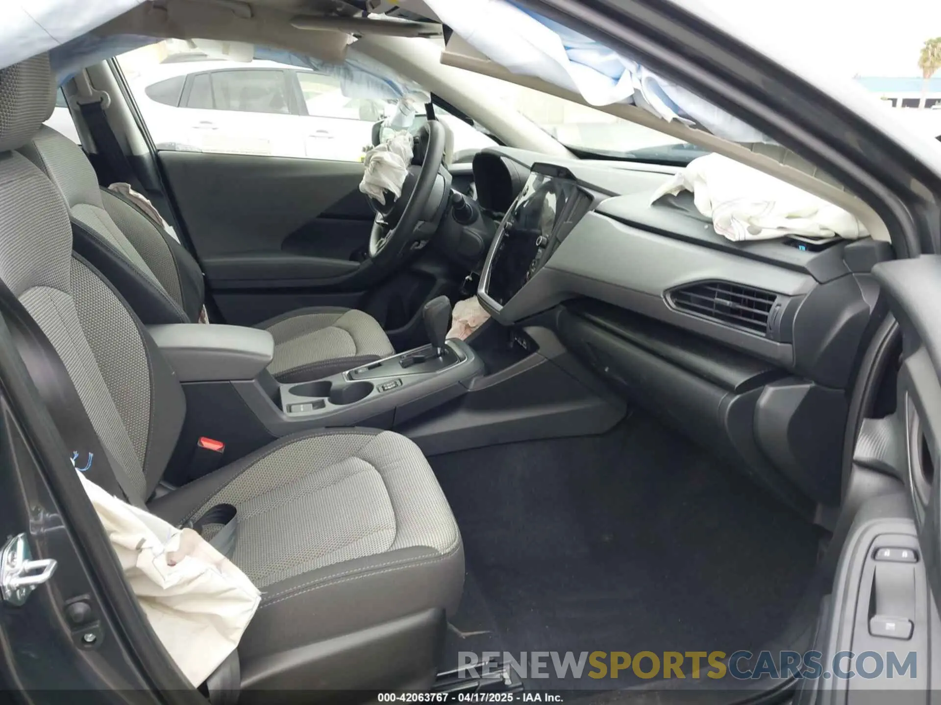 5 fotografías del automóvil dañado JF2GUADC1RH348323 SUBARU CROSSTREK 2024