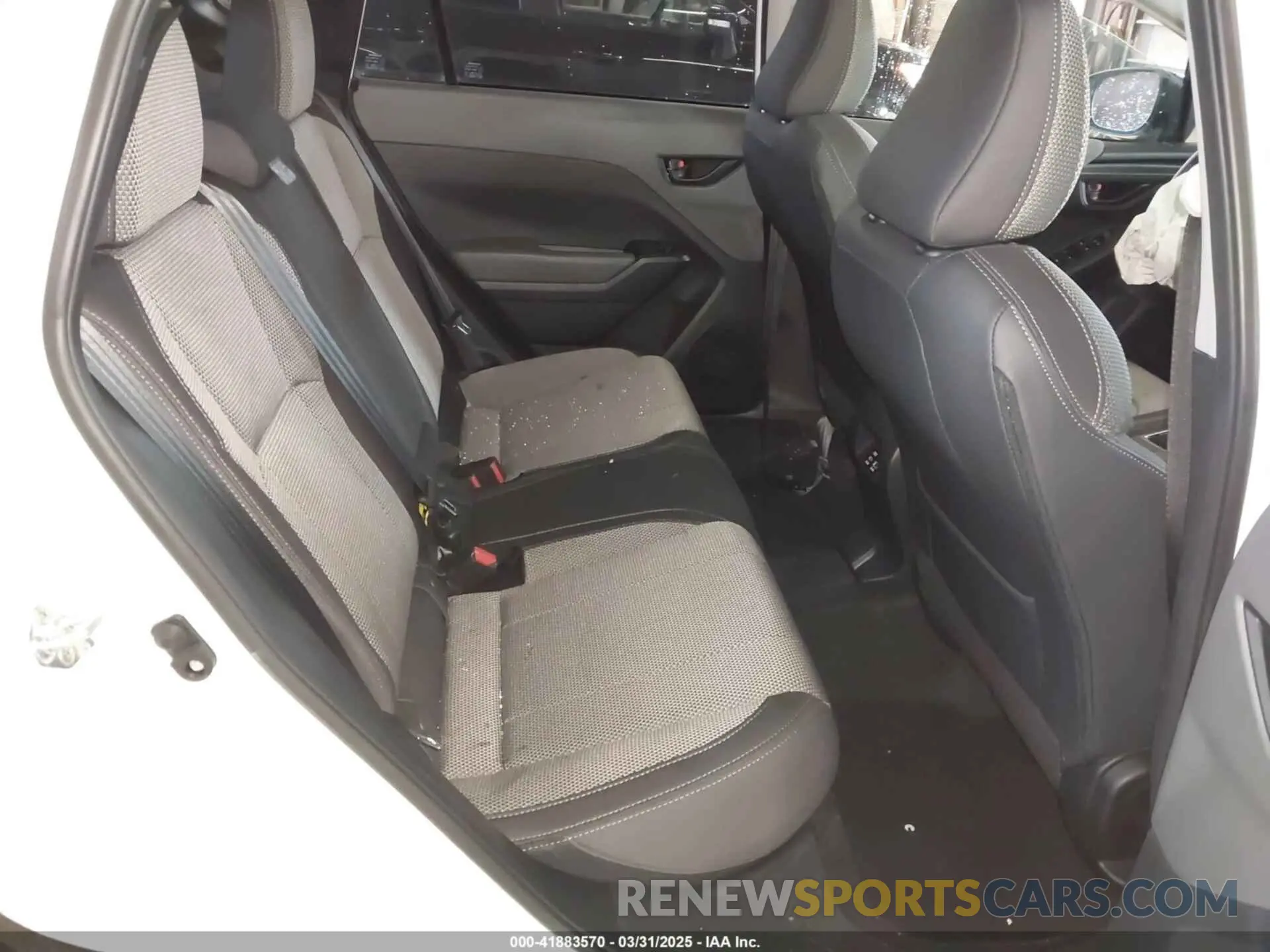 8 fotografías del automóvil dañado JF2GUADC1RH913377 SUBARU CROSSTREK 2024
