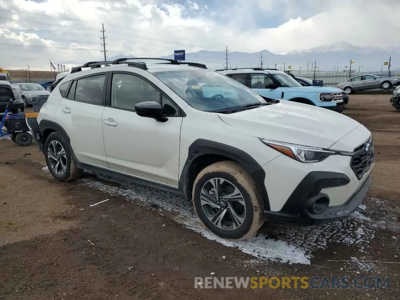 4 fotografías del automóvil dañado JF2GUADC2R8875495 SUBARU CROSSTREK 2024