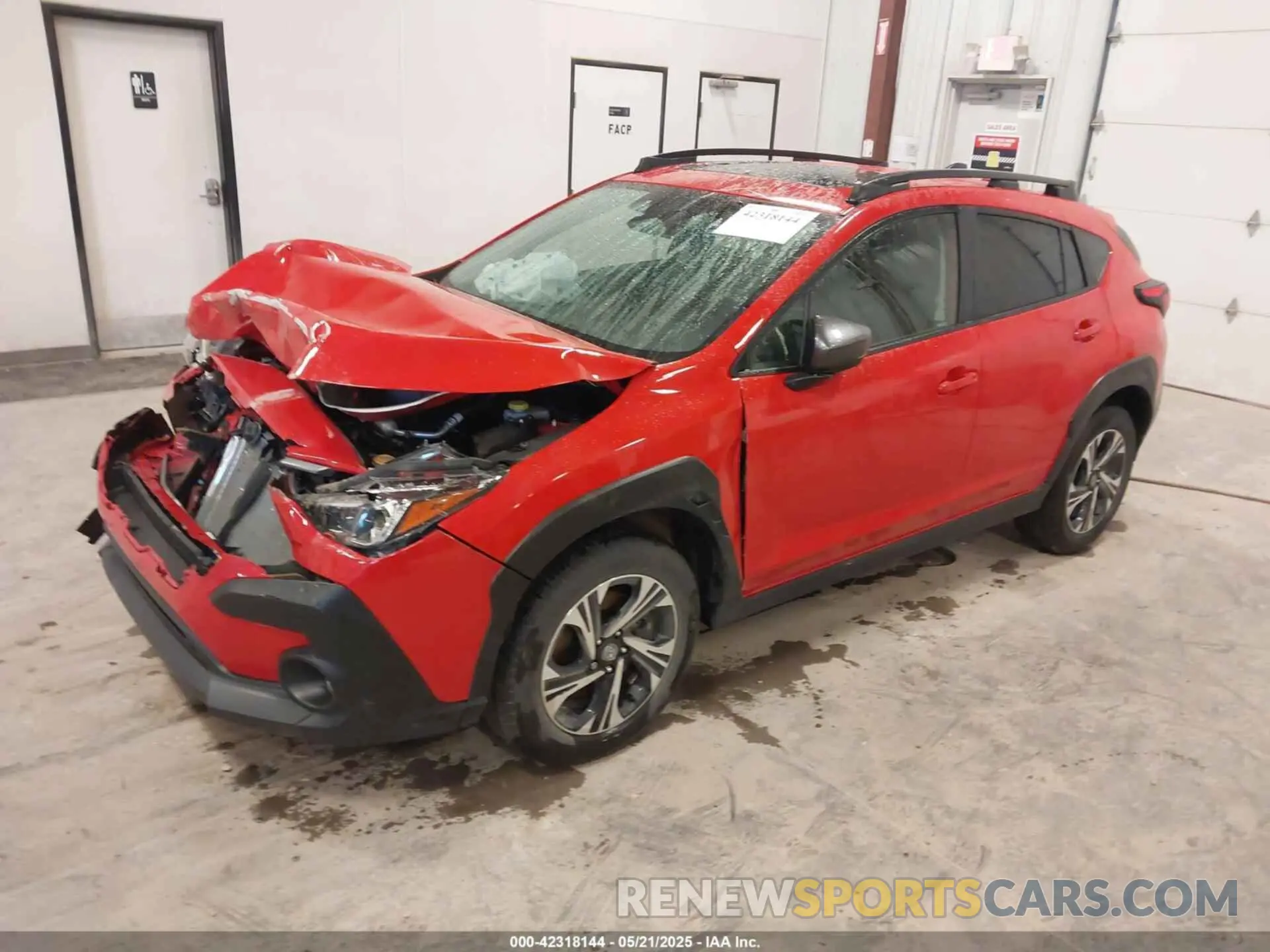 2 fotografías del automóvil dañado JF2GUADC3RH270885 SUBARU CROSSTREK 2024