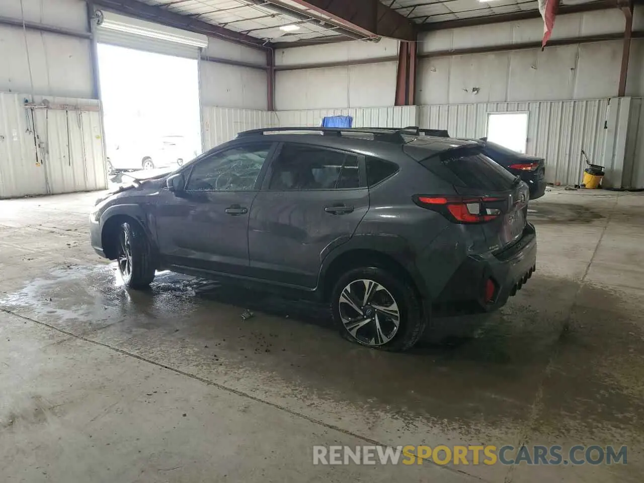 2 fotografías del automóvil dañado JF2GUADC3RH355077 SUBARU CROSSTREK 2024