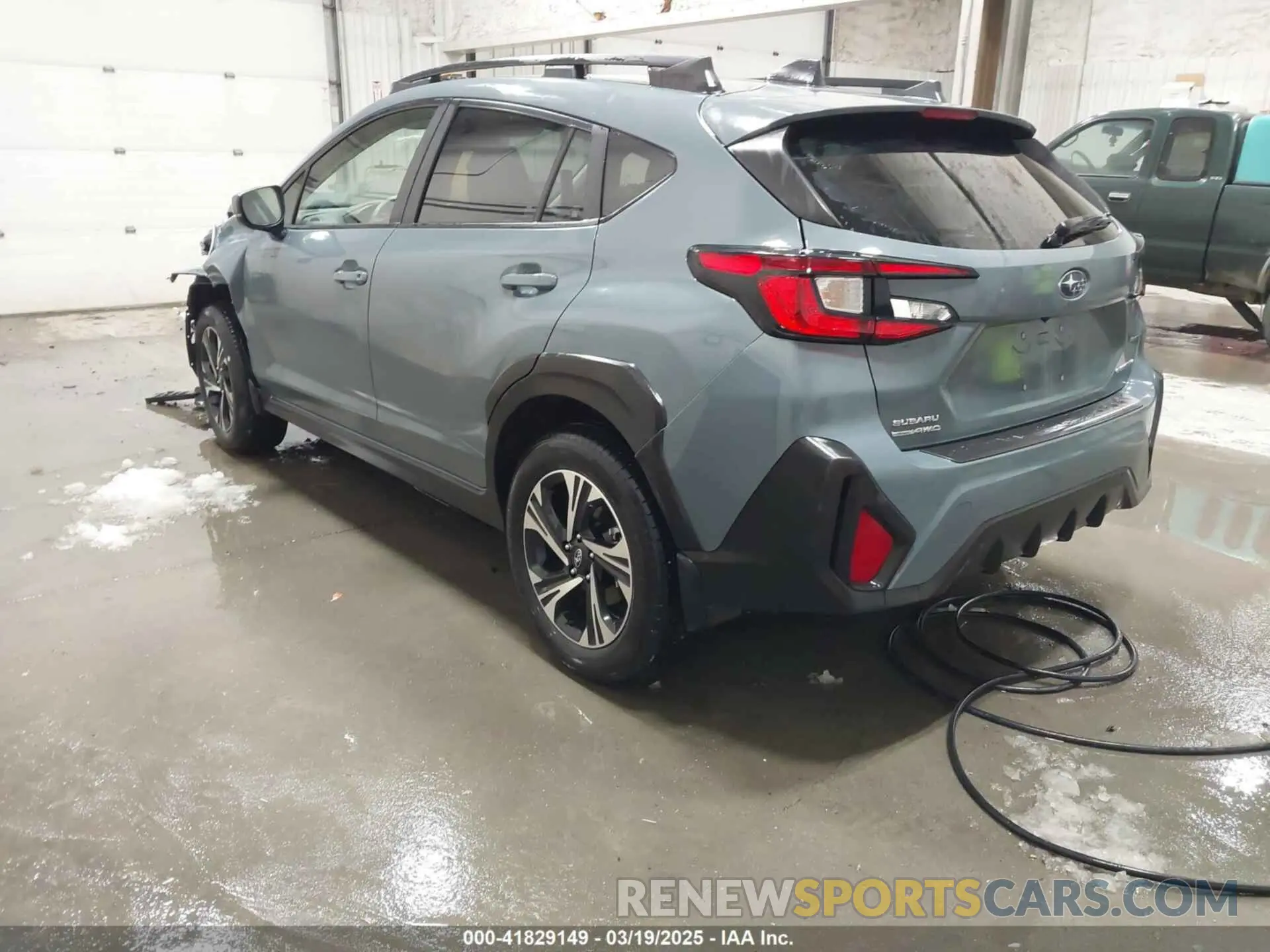 3 fotografías del automóvil dañado JF2GUADC4R8252489 SUBARU CROSSTREK 2024