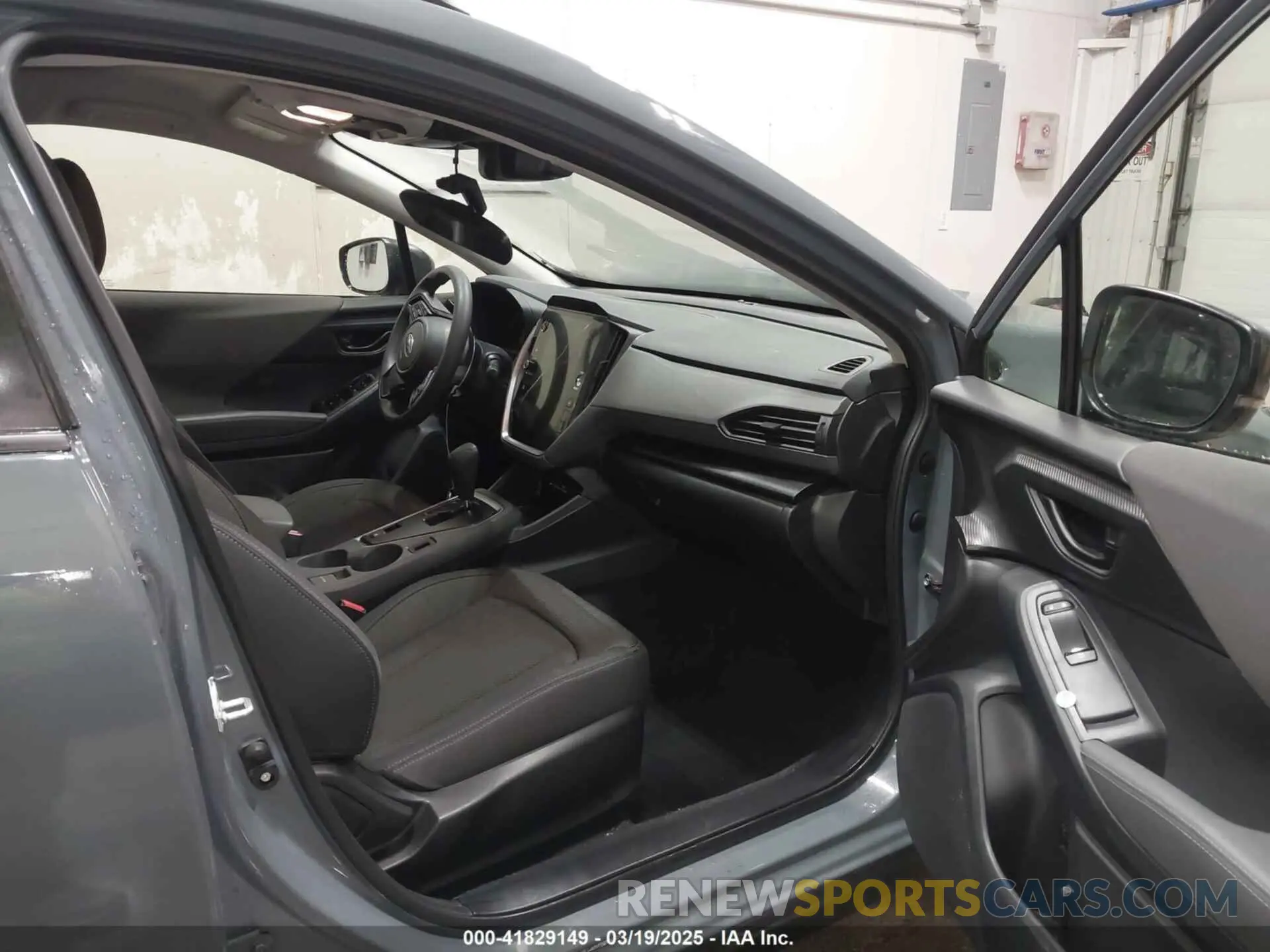 5 fotografías del automóvil dañado JF2GUADC4R8252489 SUBARU CROSSTREK 2024