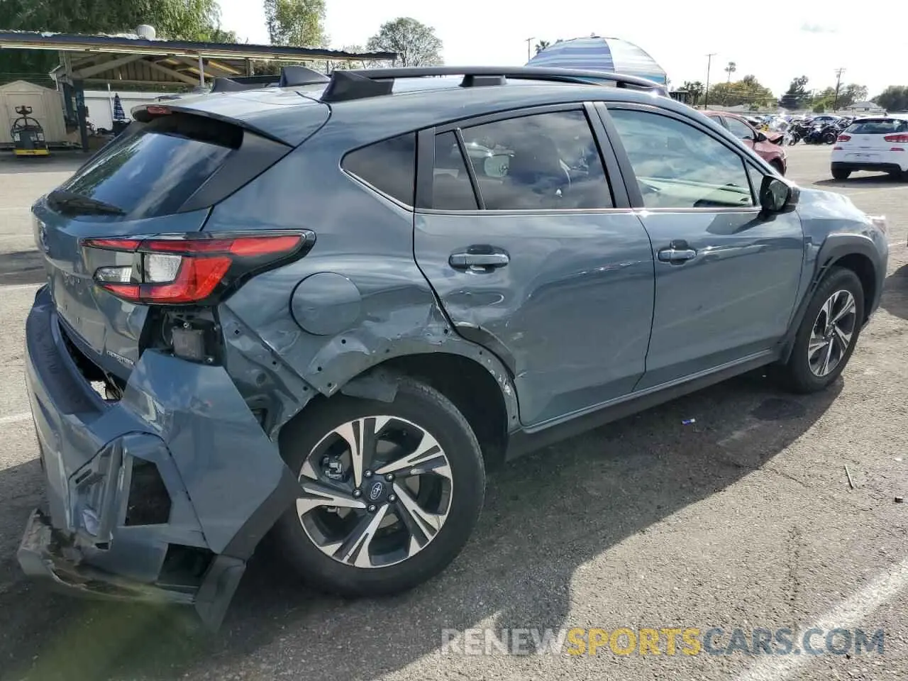 3 fotografías del automóvil dañado JF2GUADC4R8268112 SUBARU CROSSTREK 2024