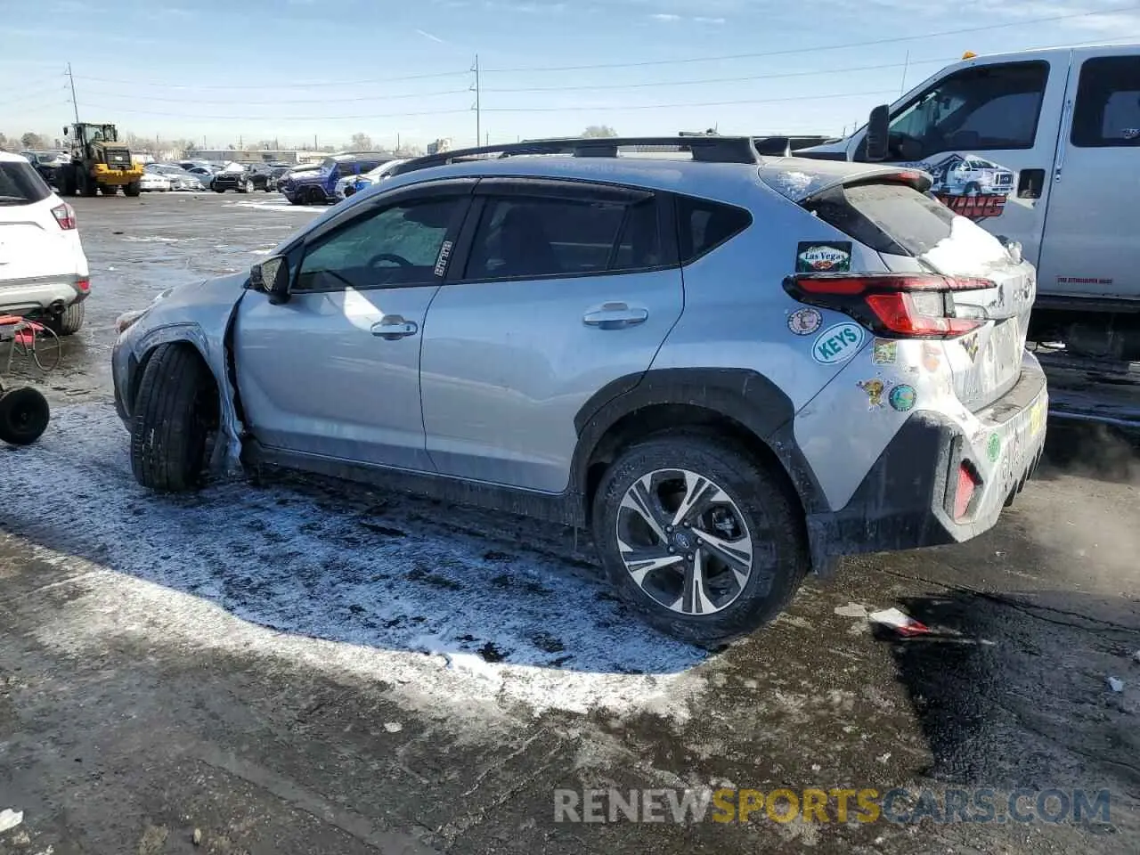 2 fotografías del automóvil dañado JF2GUADC4R8328034 SUBARU CROSSTREK 2024