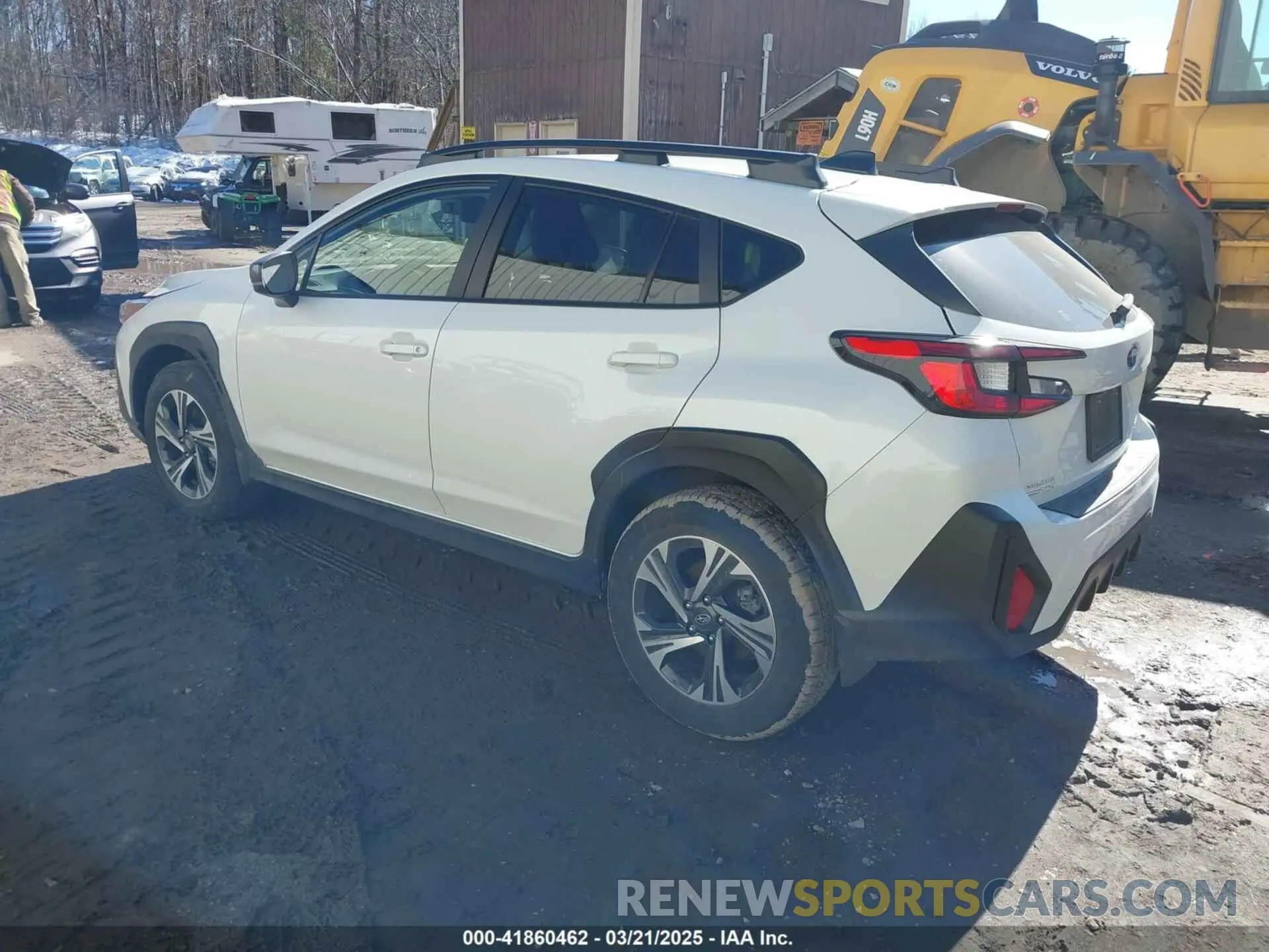 3 fotografías del automóvil dañado JF2GUADC4RH273617 SUBARU CROSSTREK 2024