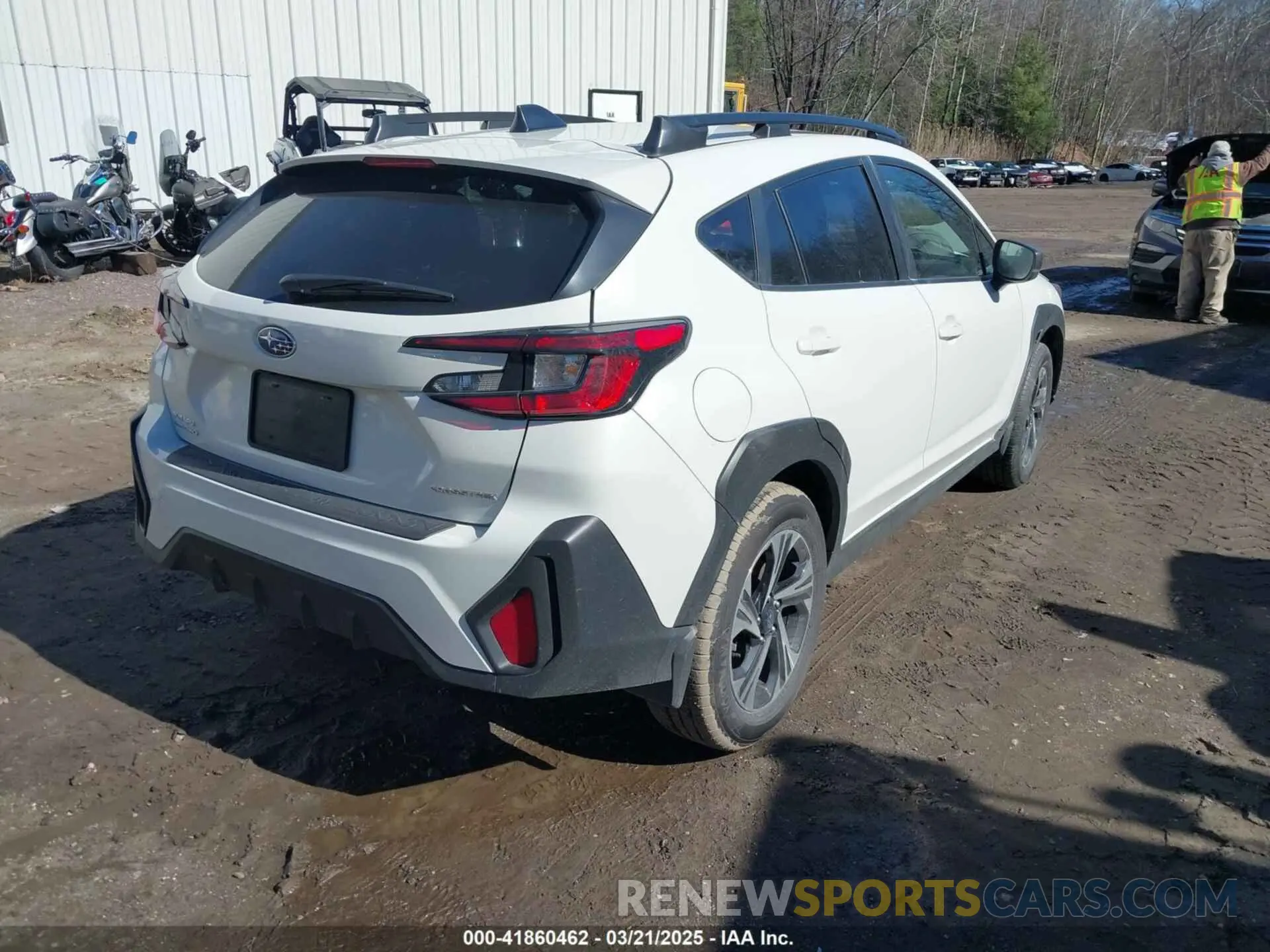 4 fotografías del automóvil dañado JF2GUADC4RH273617 SUBARU CROSSTREK 2024