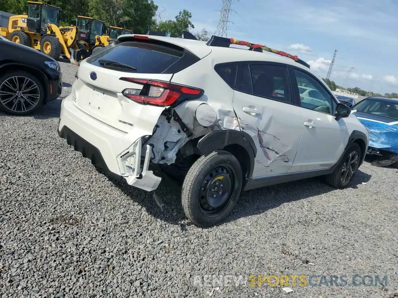 3 fotografías del automóvil dañado JF2GUADC5R8353640 SUBARU CROSSTREK 2024