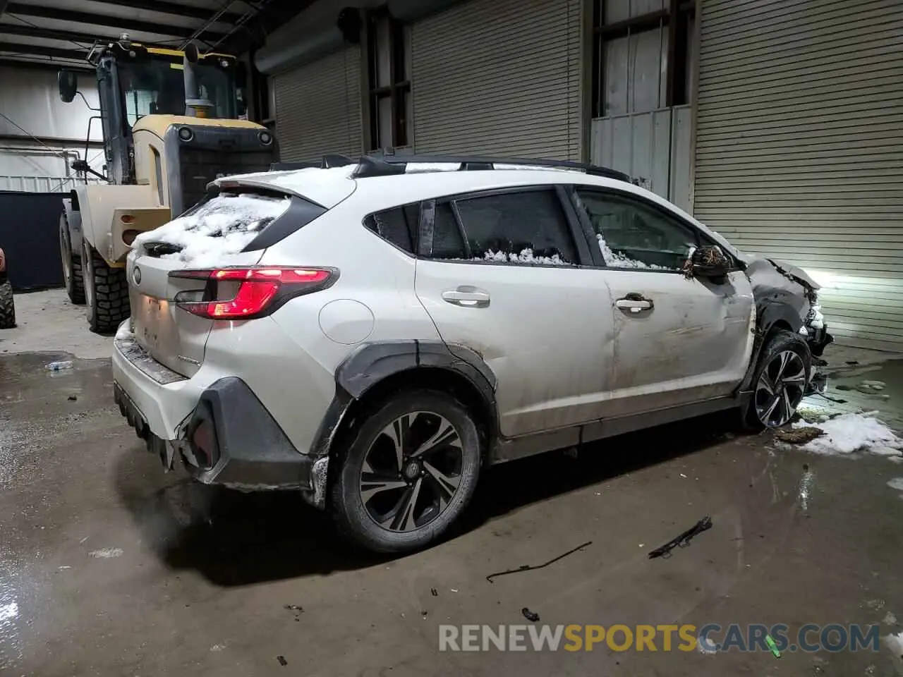 3 fotografías del automóvil dañado JF2GUADC5RH211532 SUBARU CROSSTREK 2024