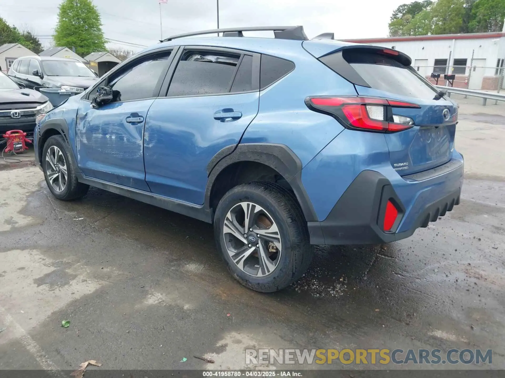 3 fotografías del automóvil dañado JF2GUADC5RH311520 SUBARU CROSSTREK 2024