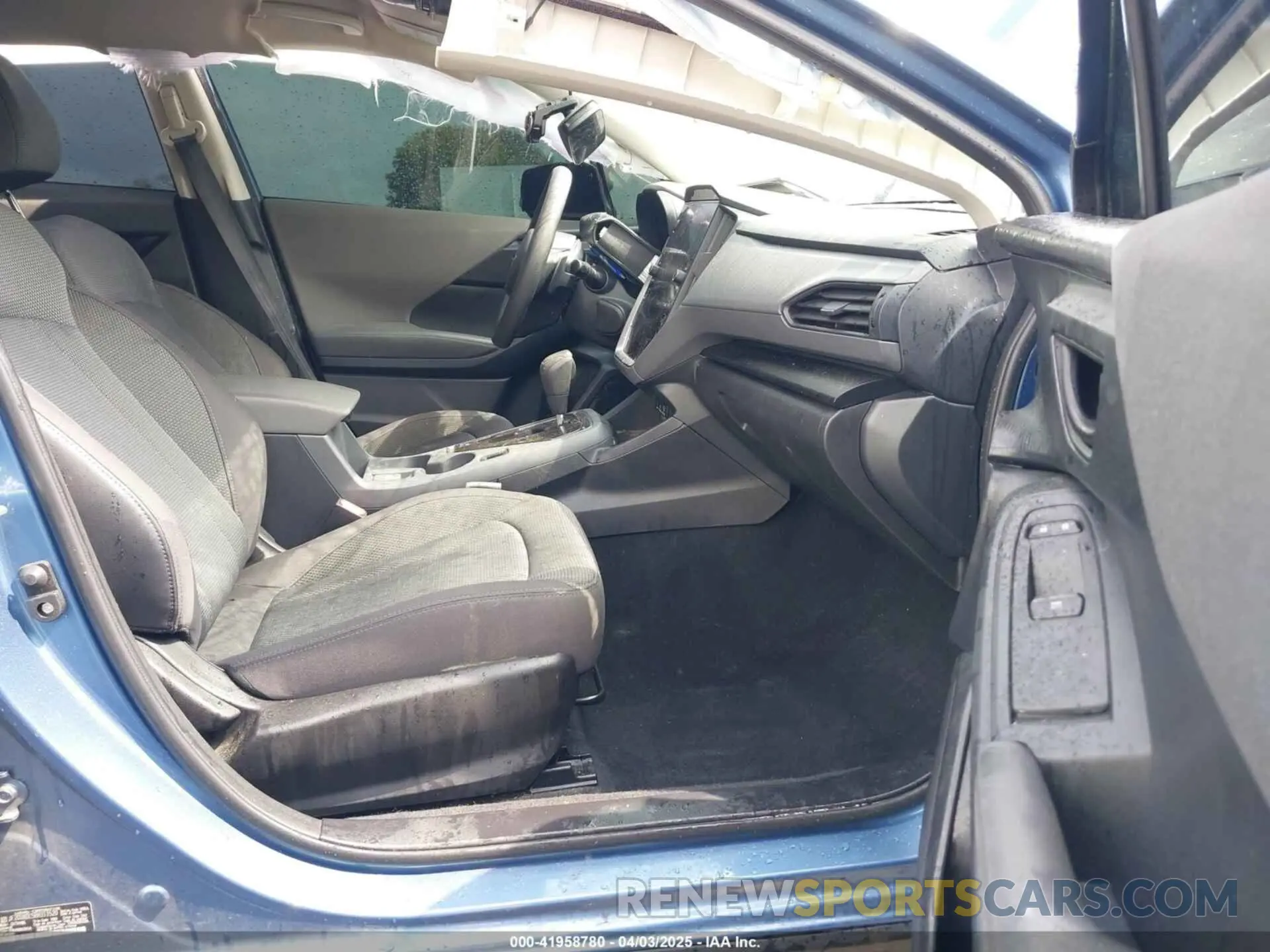 5 fotografías del automóvil dañado JF2GUADC5RH311520 SUBARU CROSSTREK 2024