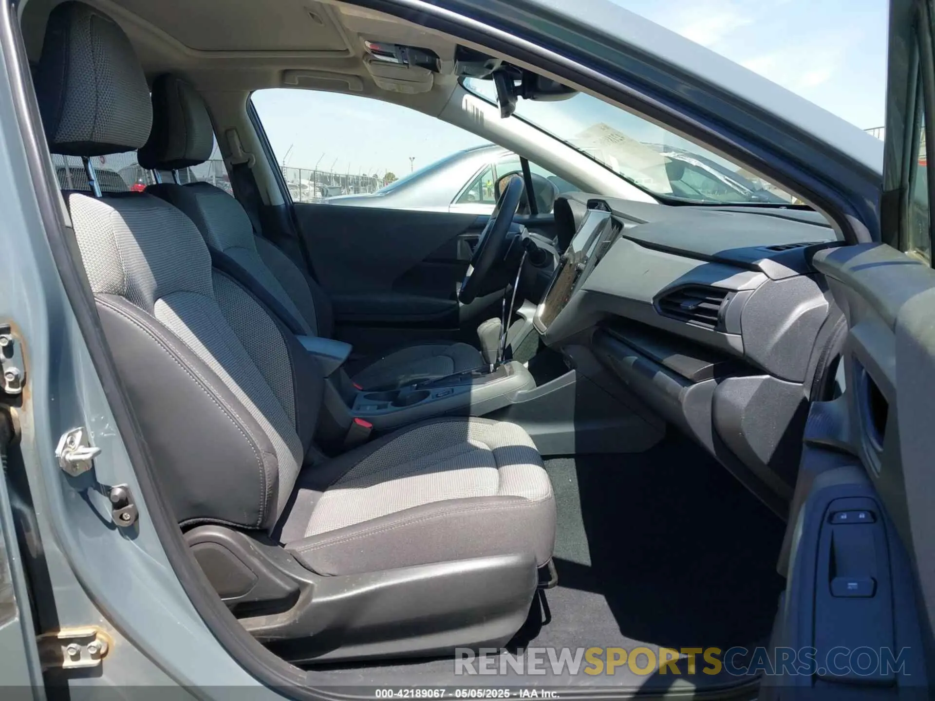 5 fotografías del automóvil dañado JF2GUADC6R8214231 SUBARU CROSSTREK 2024