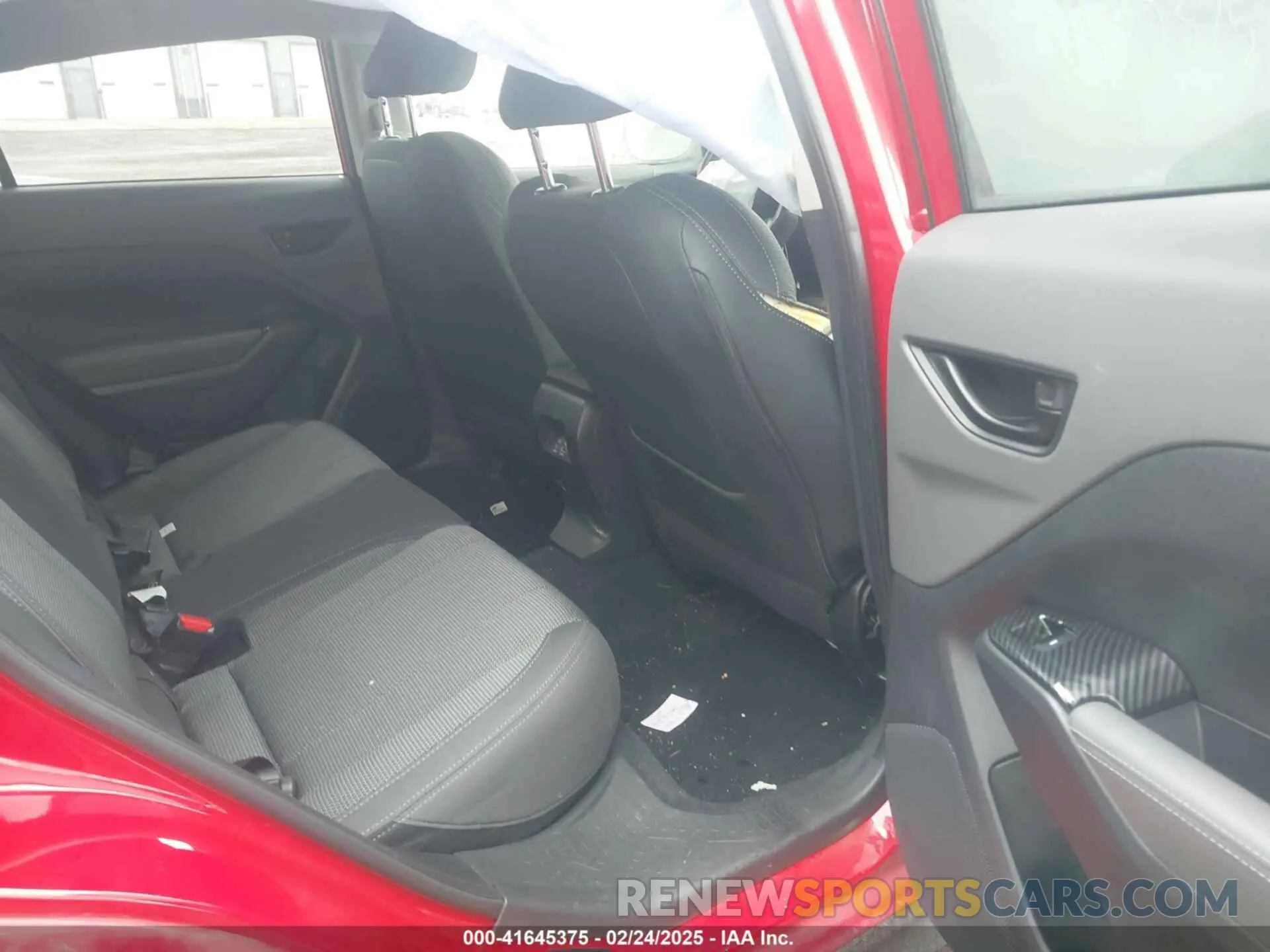 8 fotografías del automóvil dañado JF2GUADC6R8252056 SUBARU CROSSTREK 2024
