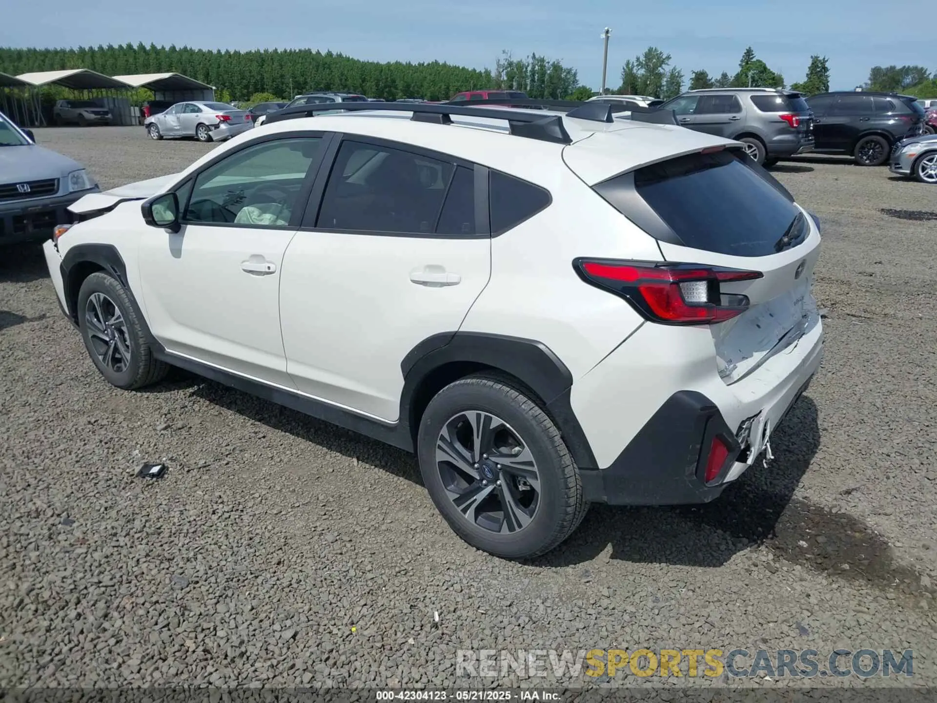 3 fotografías del automóvil dañado JF2GUADC6R8316256 SUBARU CROSSTREK 2024