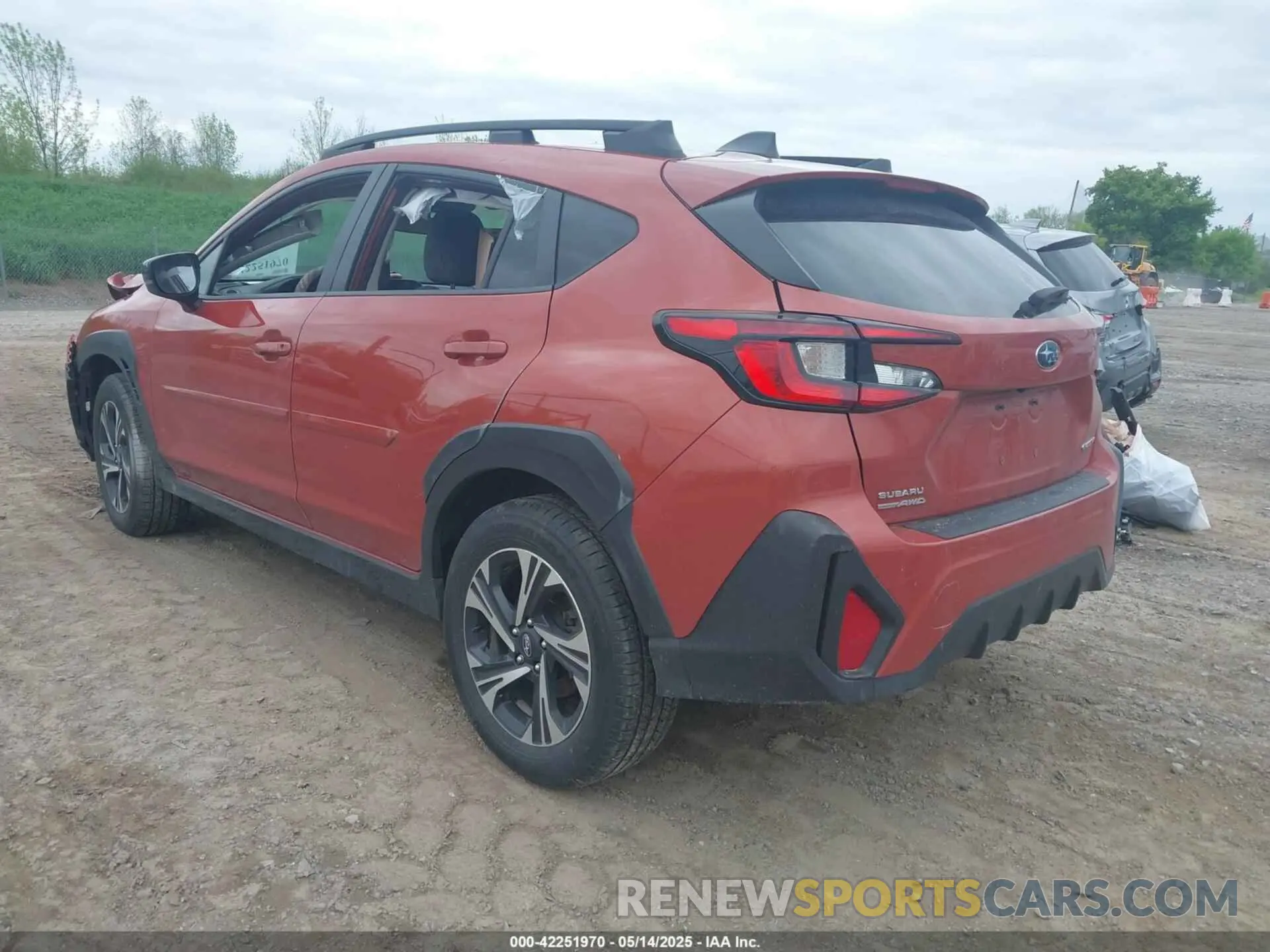 3 fotografías del automóvil dañado JF2GUADC6RH302552 SUBARU CROSSTREK 2024