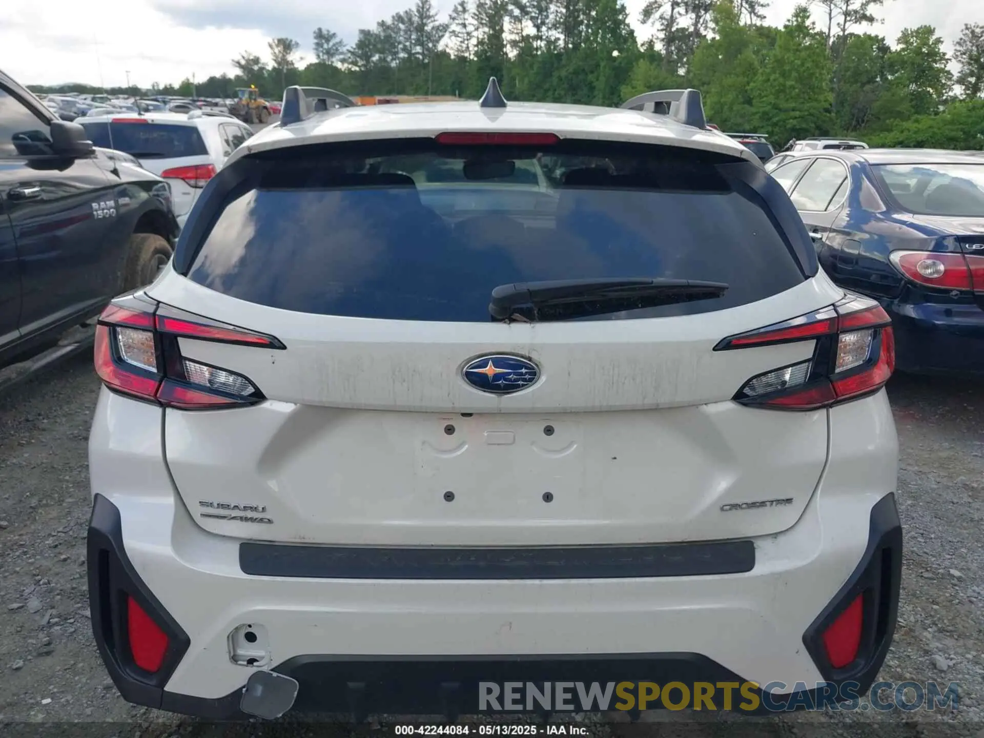 15 fotografías del automóvil dañado JF2GUADC6RH343456 SUBARU CROSSTREK 2024
