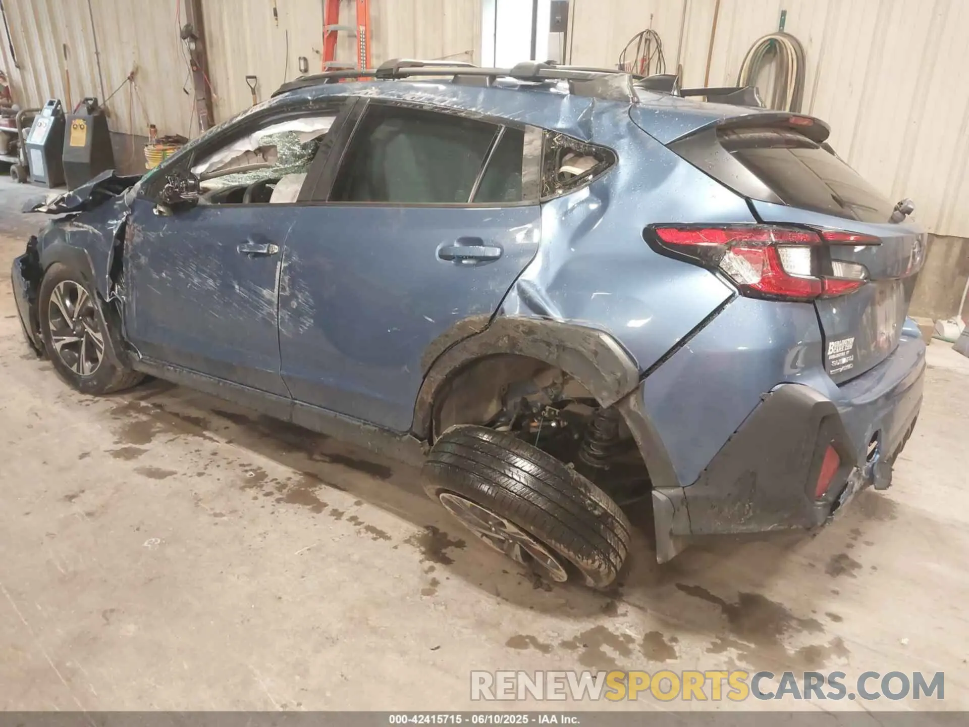 3 fotografías del automóvil dañado JF2GUADC7RH885407 SUBARU CROSSTREK 2024