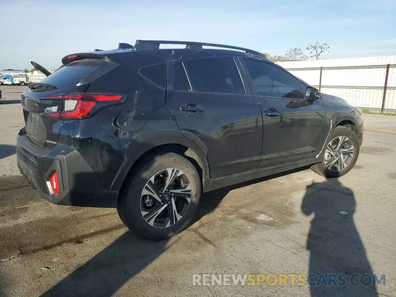 3 fotografías del automóvil dañado JF2GUADC8R8295183 SUBARU CROSSTREK 2024
