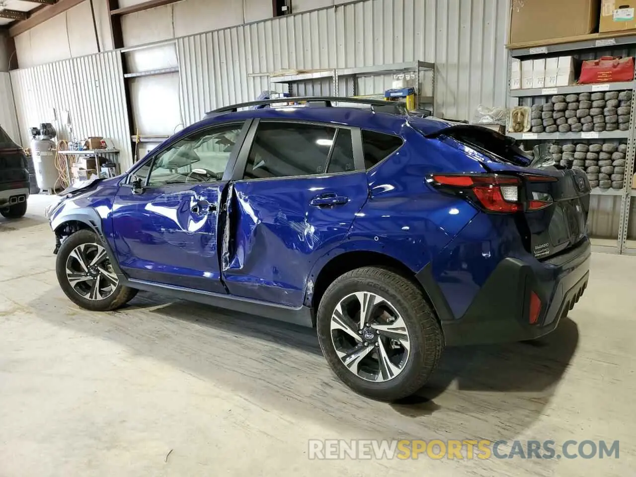2 fotografías del automóvil dañado JF2GUADC8R8346021 SUBARU CROSSTREK 2024