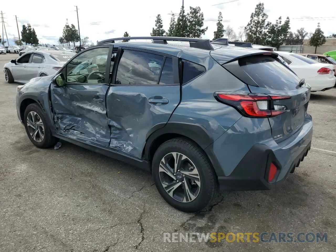 2 fotografías del automóvil dañado JF2GUADC8R8880572 SUBARU CROSSTREK 2024