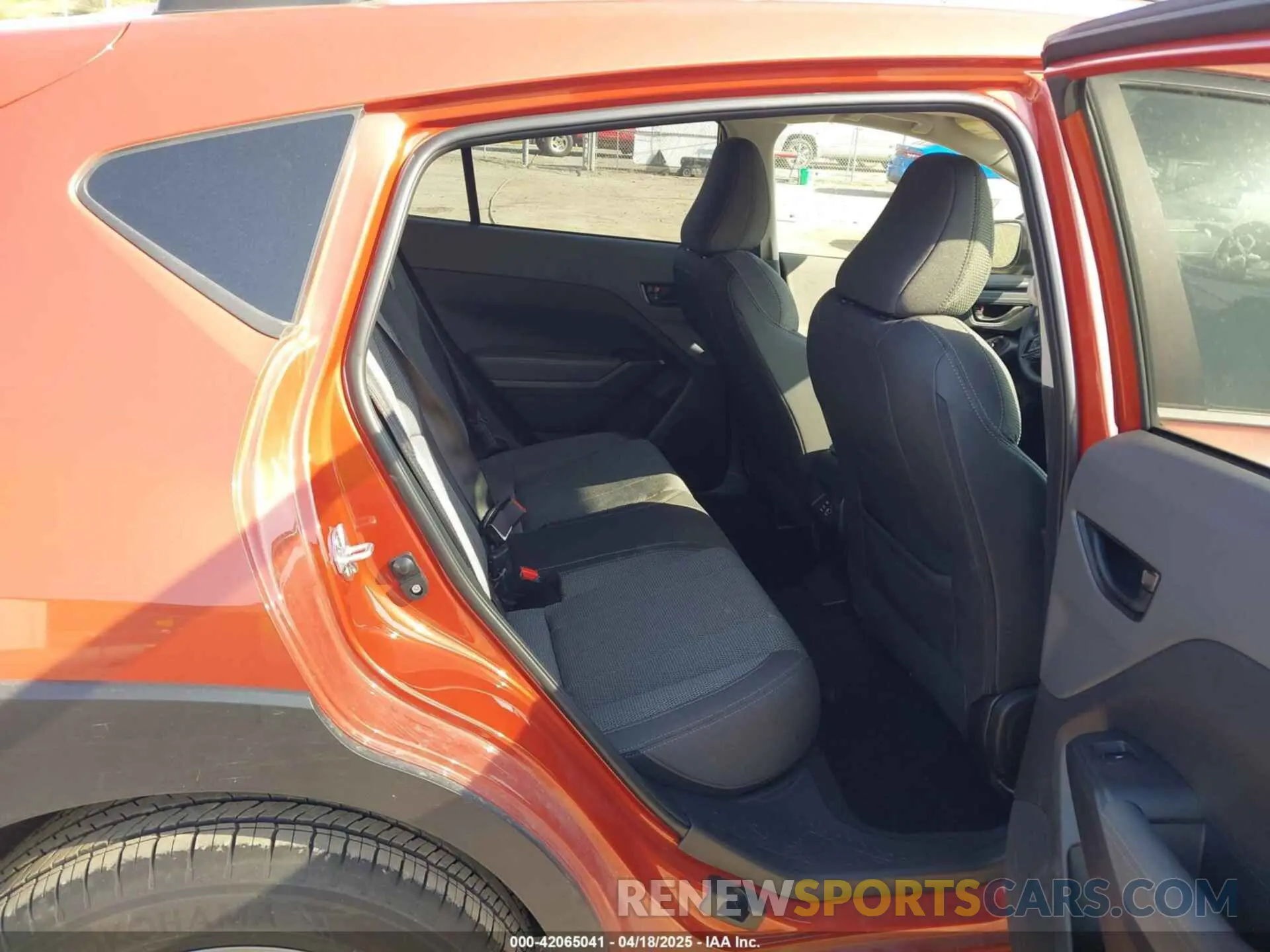 8 fotografías del automóvil dañado JF2GUADC8RH882175 SUBARU CROSSTREK 2024