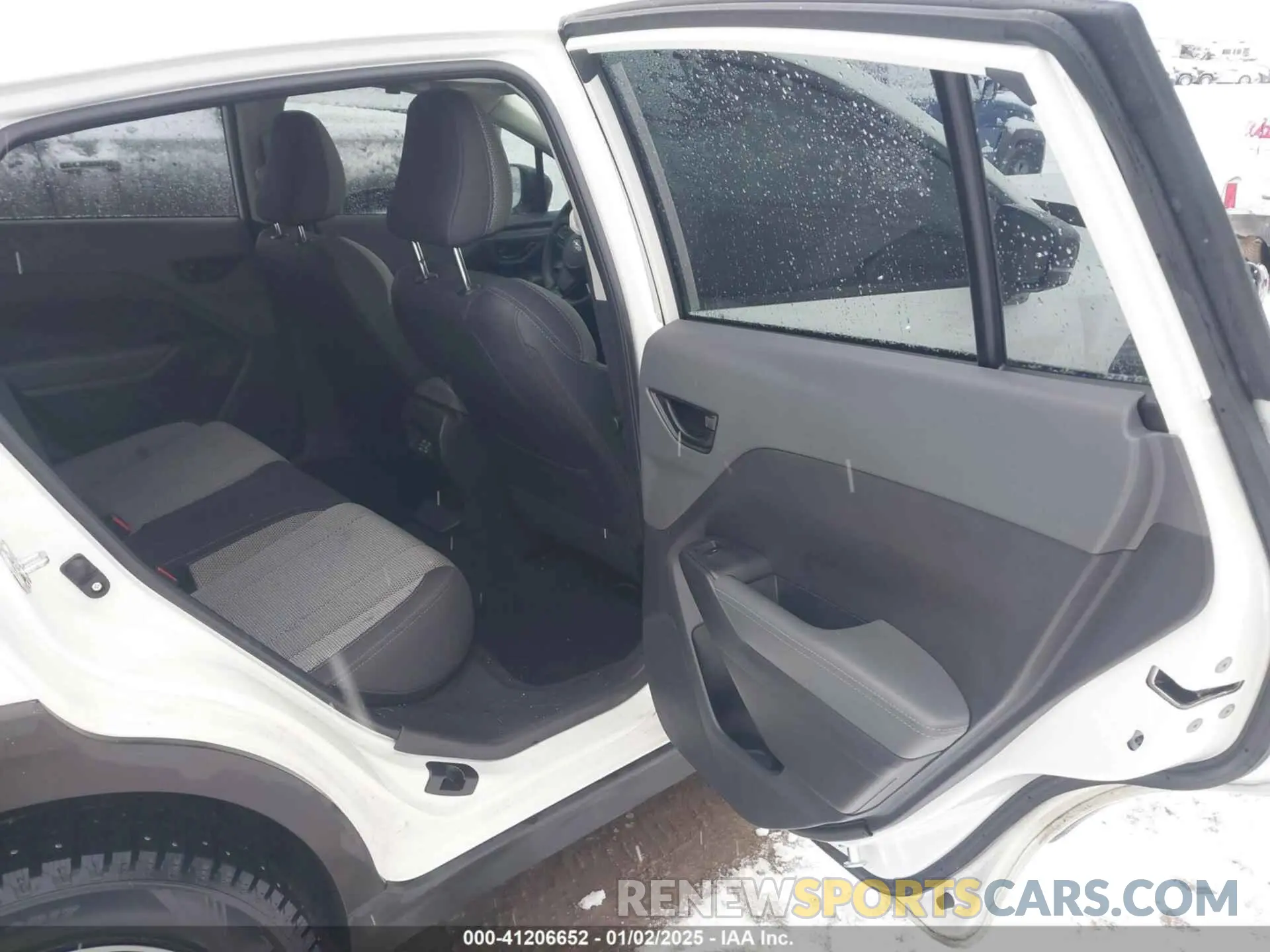 8 fotografías del automóvil dañado JF2GUADC9RH217656 SUBARU CROSSTREK 2024