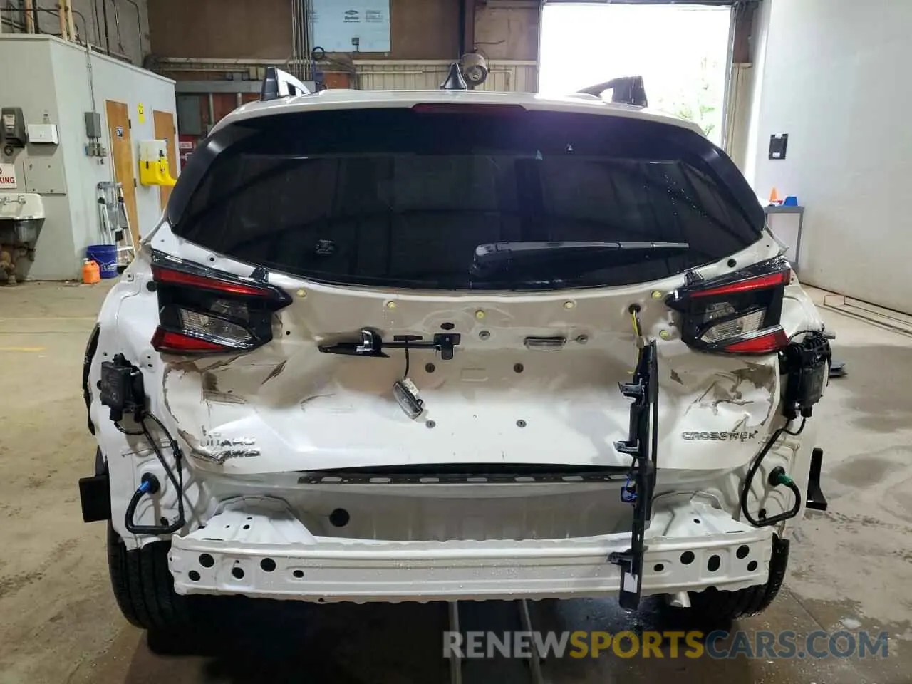 6 fotografías del automóvil dañado JF2GUADCXR8910025 SUBARU CROSSTREK 2024