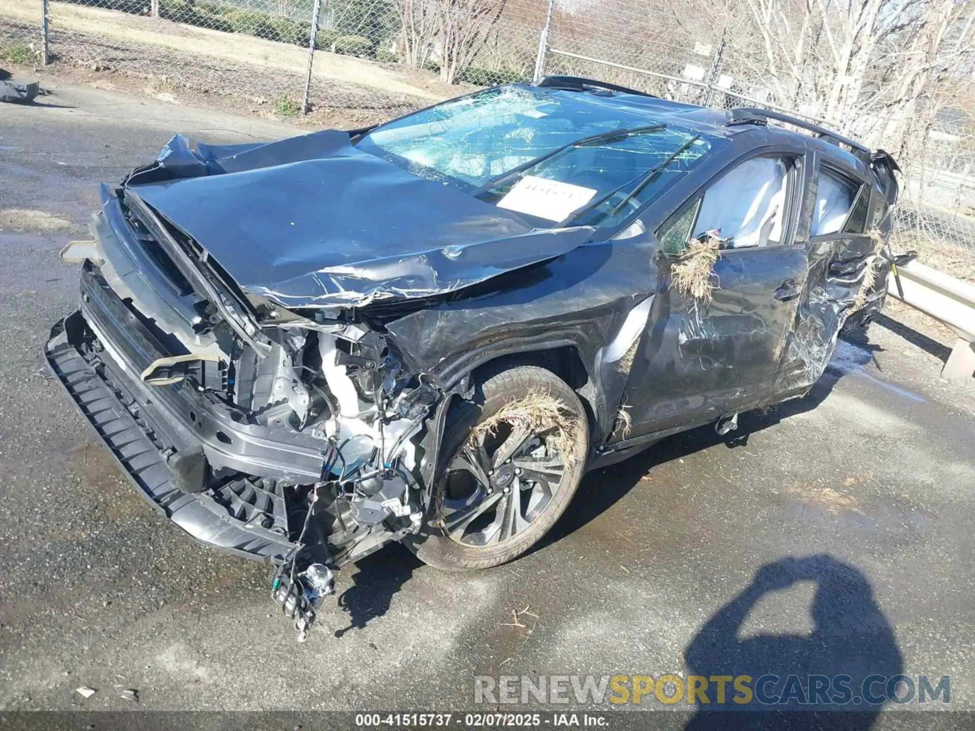 2 fotografías del automóvil dañado JF2GUADCXRH239715 SUBARU CROSSTREK 2024