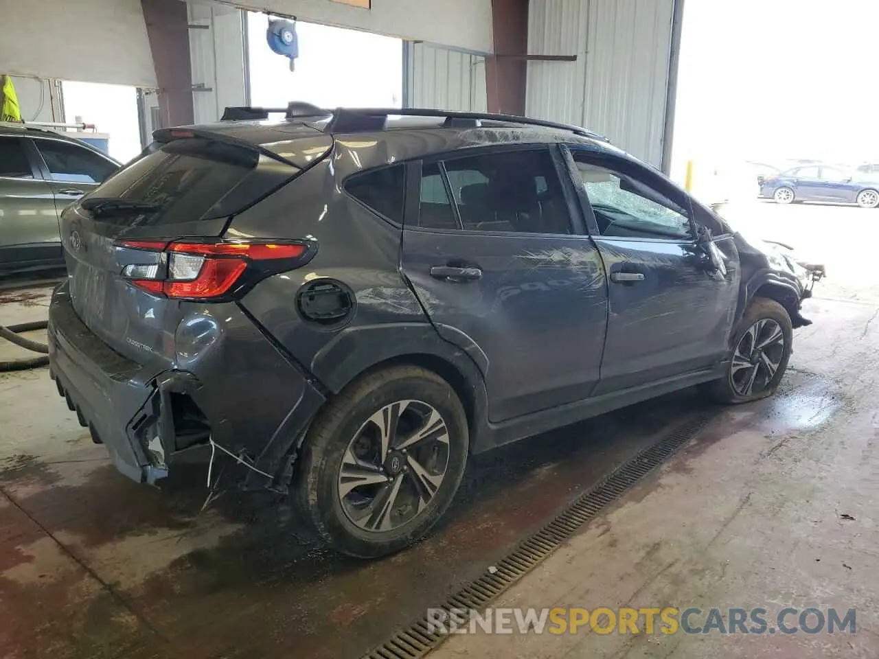 3 fotografías del automóvil dañado JF2GUADCXRH328930 SUBARU CROSSTREK 2024