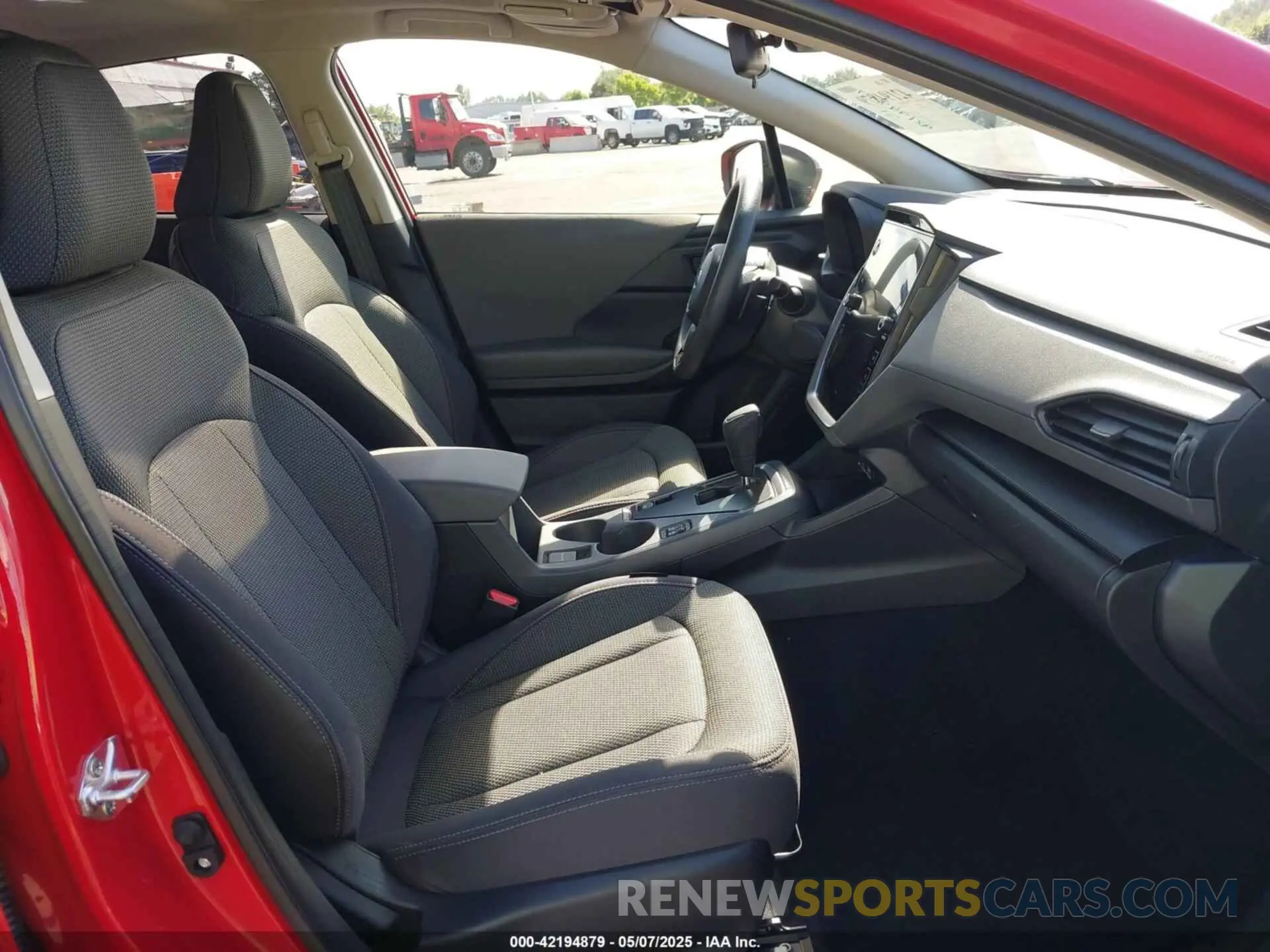 5 fotografías del automóvil dañado JF2GUADCXRH855883 SUBARU CROSSTREK 2024