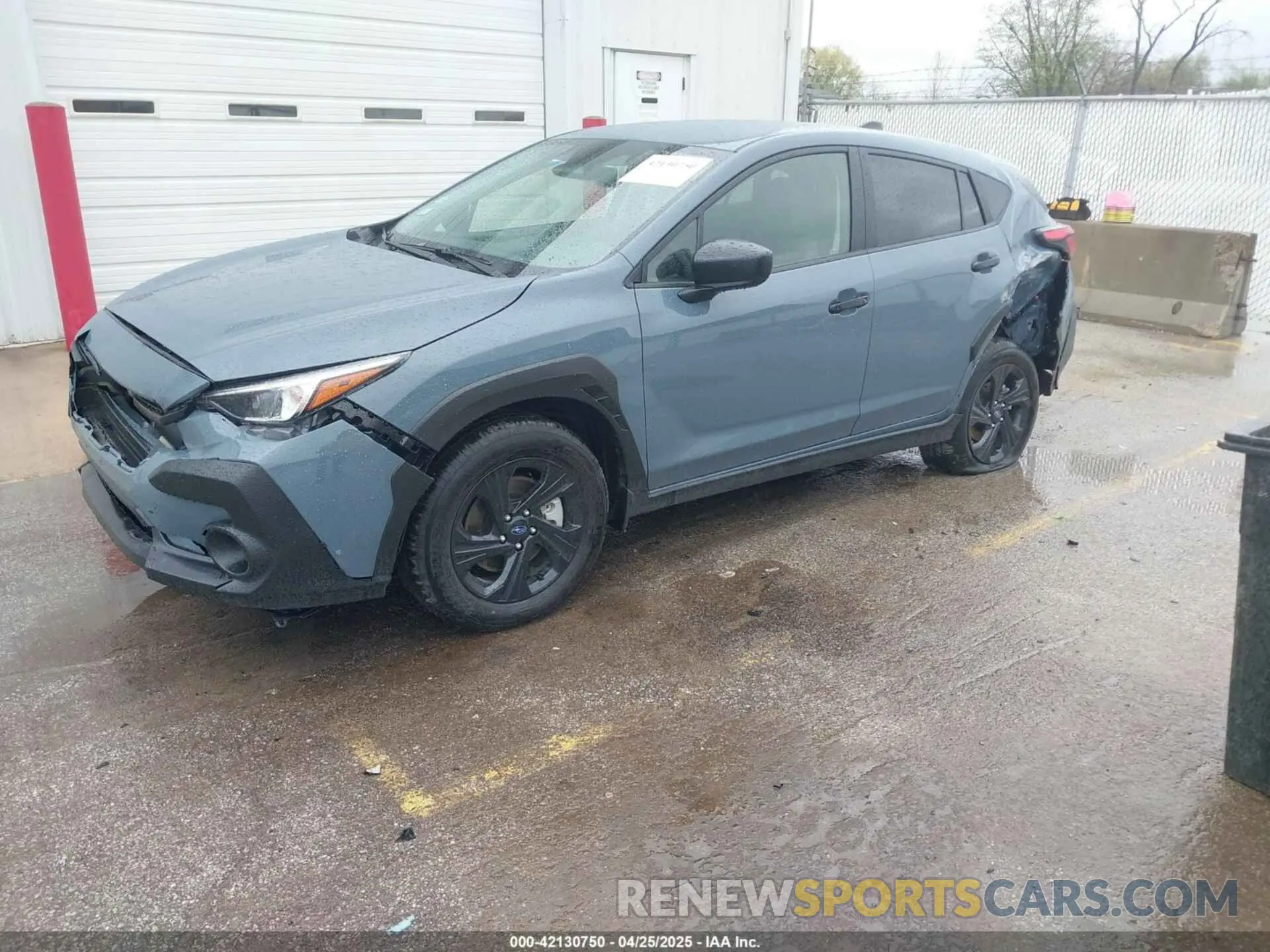 2 fotografías del automóvil dañado JF2GUABC1S8223993 SUBARU CROSSTREK 2025