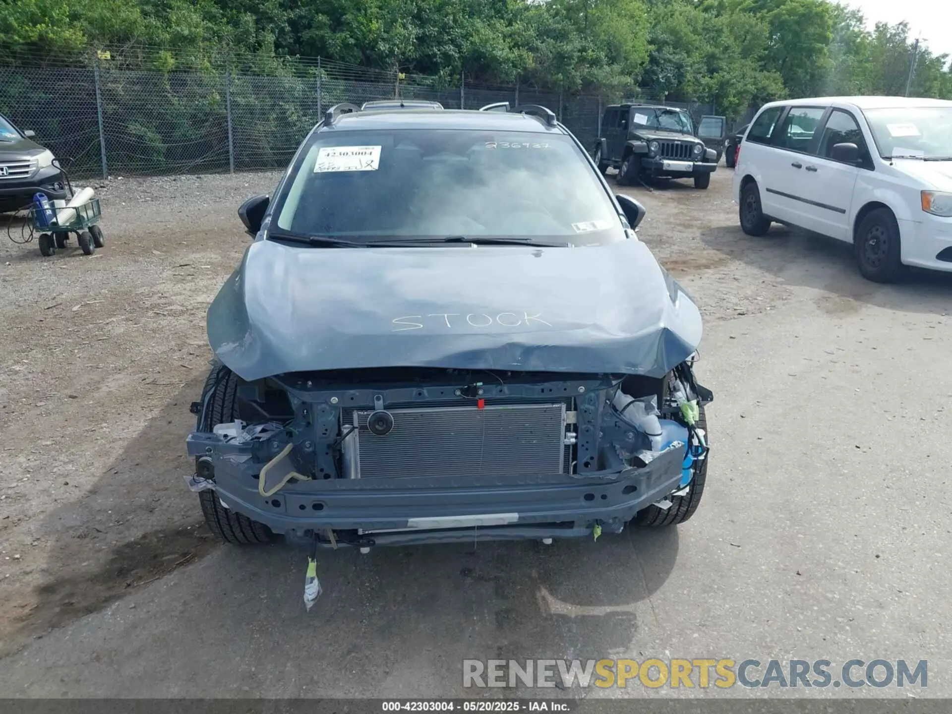 12 fotografías del automóvil dañado JF2GUHDC4S8236937 SUBARU CROSSTREK 2025