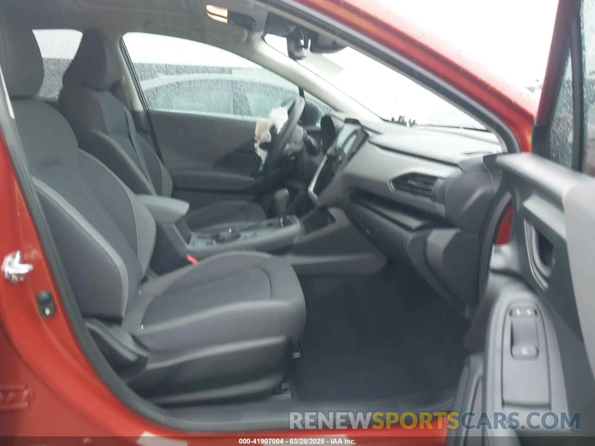 5 fotografías del automóvil dañado JF2GUHDC5SH212789 SUBARU CROSSTREK 2025