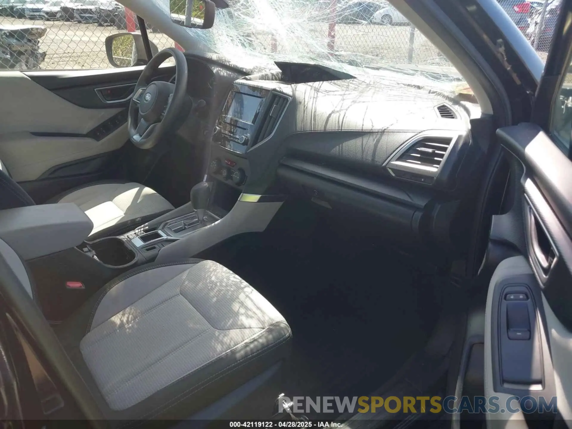 5 fotografías del automóvil dañado JF2SKACC8KH508138 SUBARU FORESTER 2019