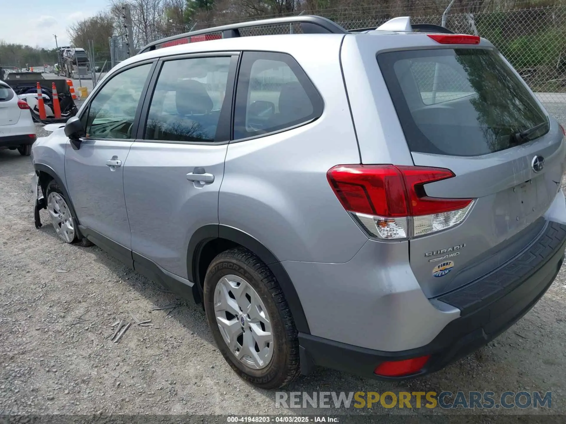 3 fotografías del automóvil dañado JF2SKACC9KH466823 SUBARU FORESTER 2019