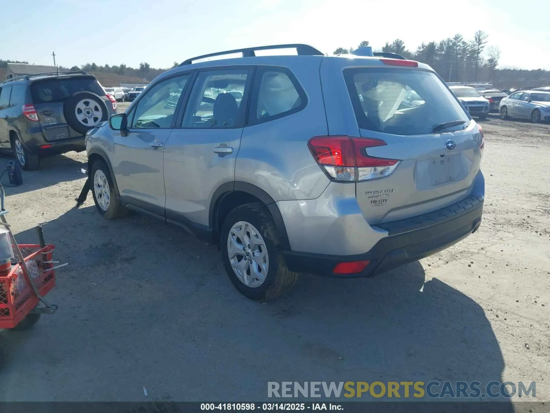 3 fotografías del automóvil dañado JF2SKACCXKH410907 SUBARU FORESTER 2019