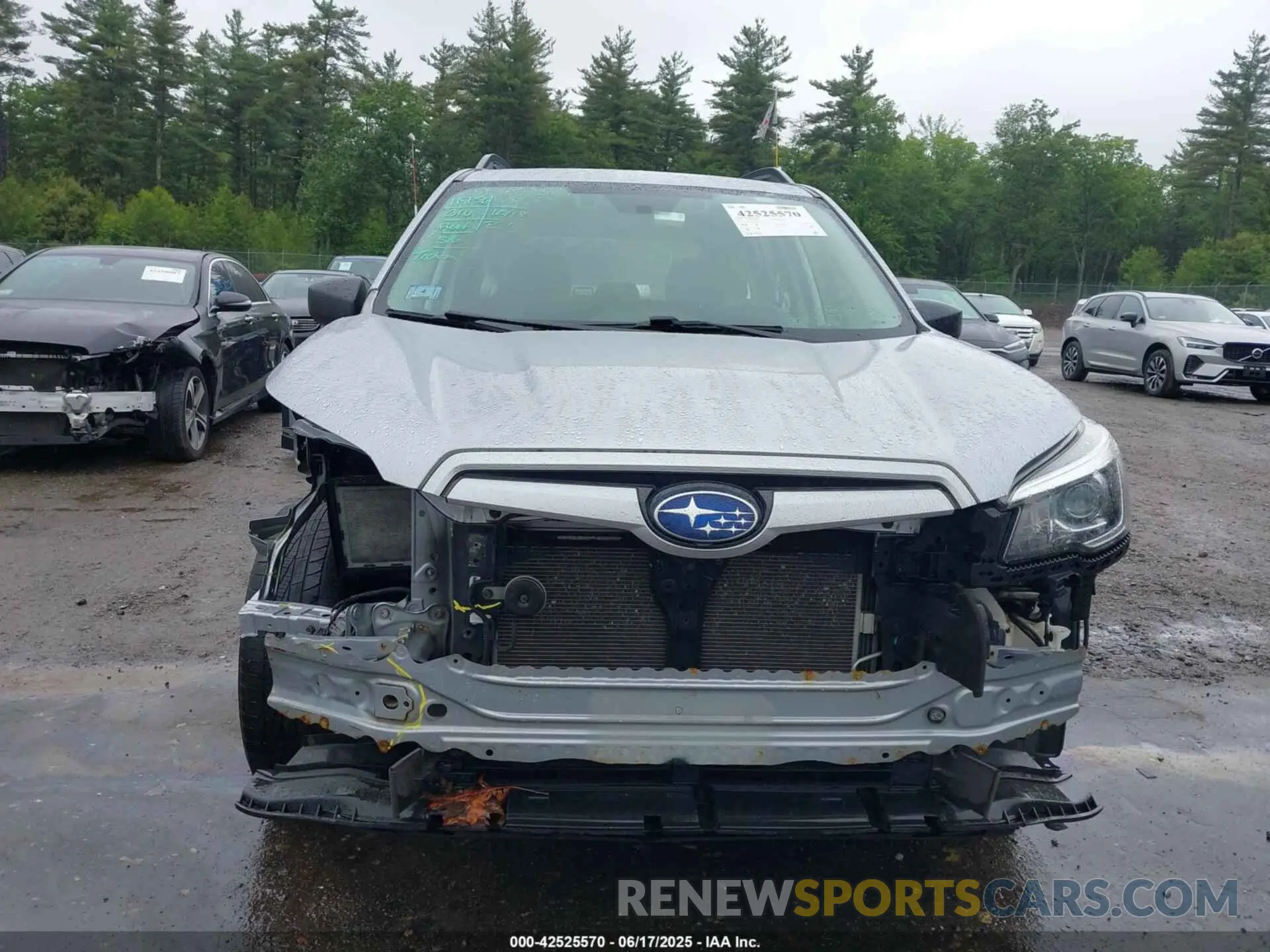 13 fotografías del automóvil dañado JF2SKACCXKH480486 SUBARU FORESTER 2019