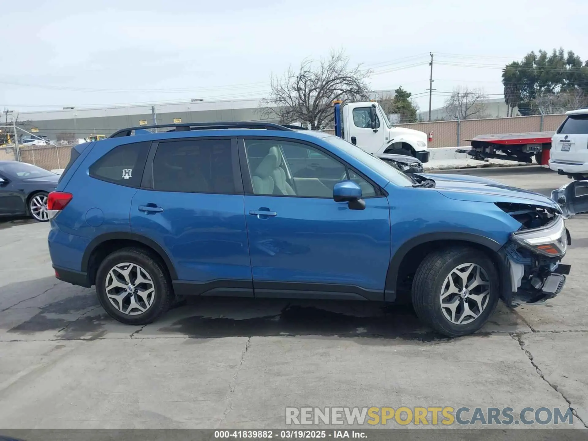14 fotografías del automóvil dañado JF2SKAEC0KH522113 SUBARU FORESTER 2019