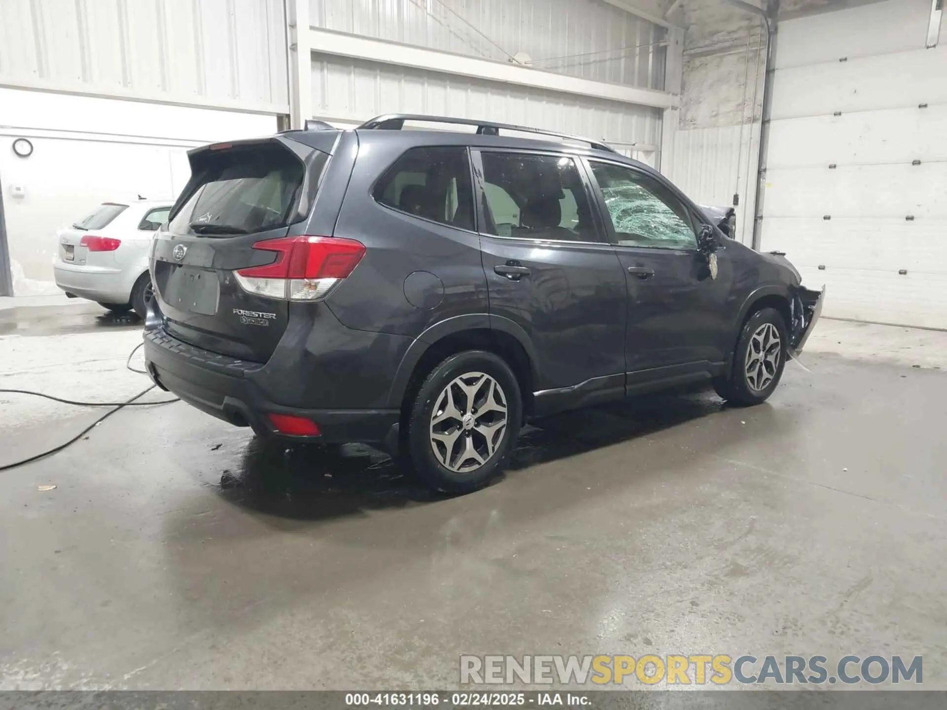 4 fotografías del automóvil dañado JF2SKAEC2KH533677 SUBARU FORESTER 2019