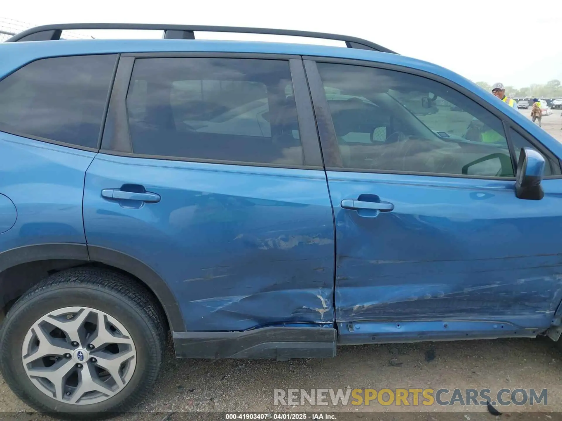 13 fotografías del automóvil dañado JF2SKAEC3KH538077 SUBARU FORESTER 2019