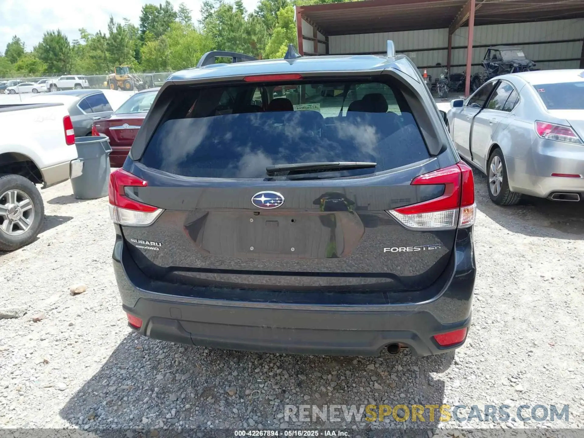 15 fotografías del automóvil dañado JF2SKAEC3KH544056 SUBARU FORESTER 2019