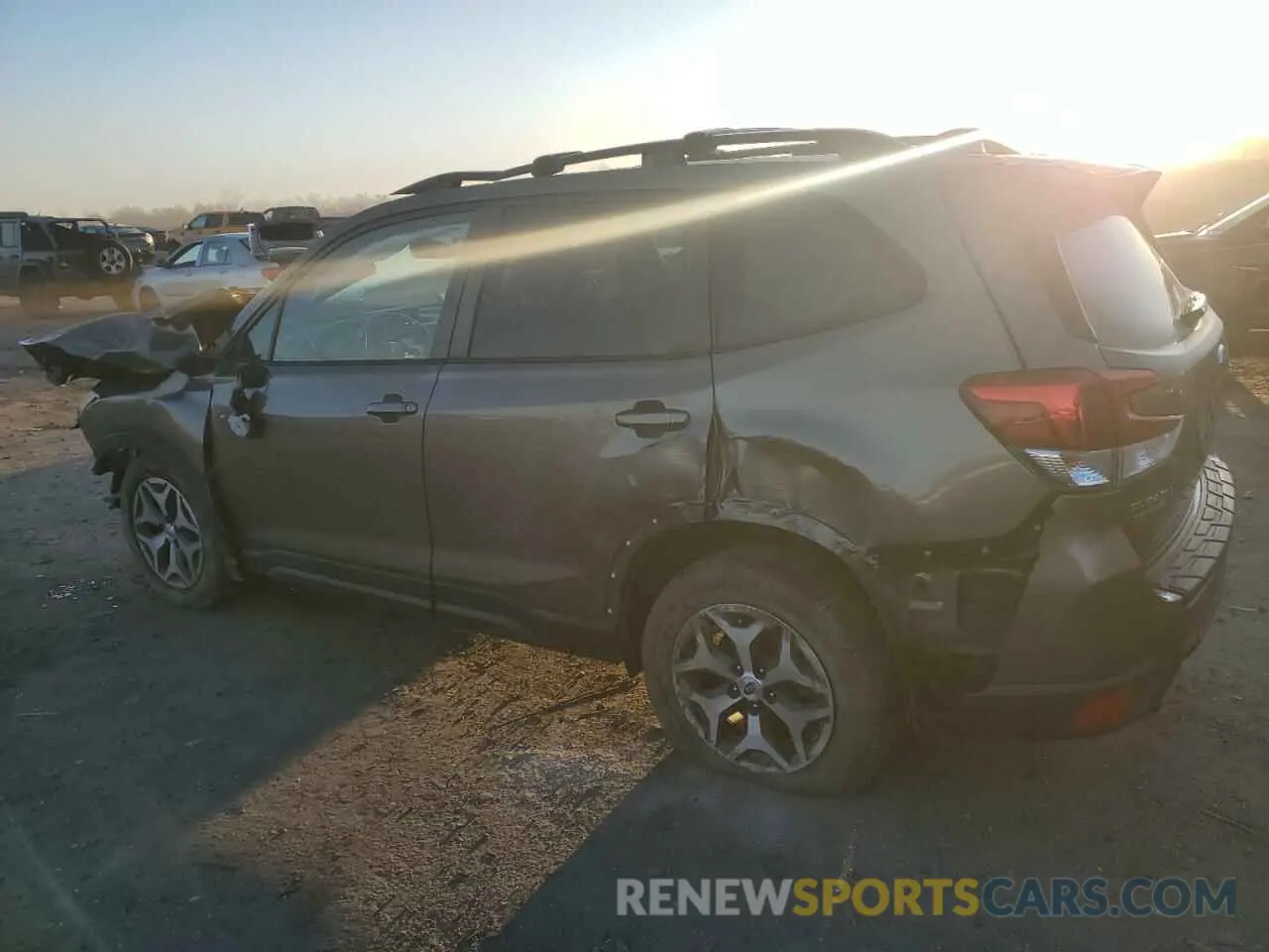 2 fotografías del automóvil dañado JF2SKAEC5KH459610 SUBARU FORESTER 2019
