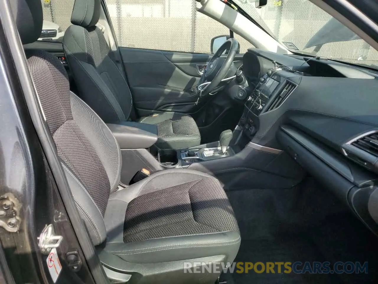 7 fotografías del automóvil dañado JF2SKAEC6KH400971 SUBARU FORESTER 2019