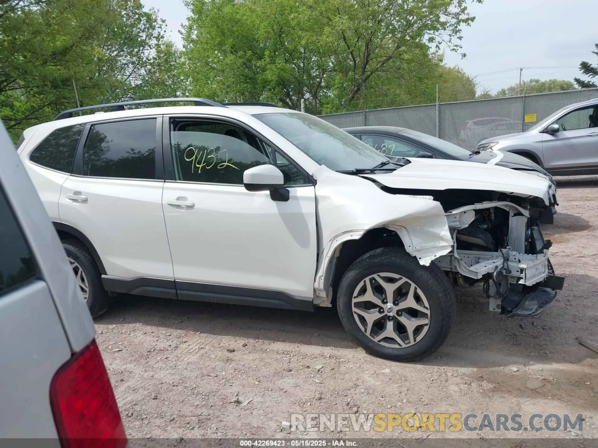 13 fotografías del automóvil dañado JF2SKAEC7KH586312 SUBARU FORESTER 2019