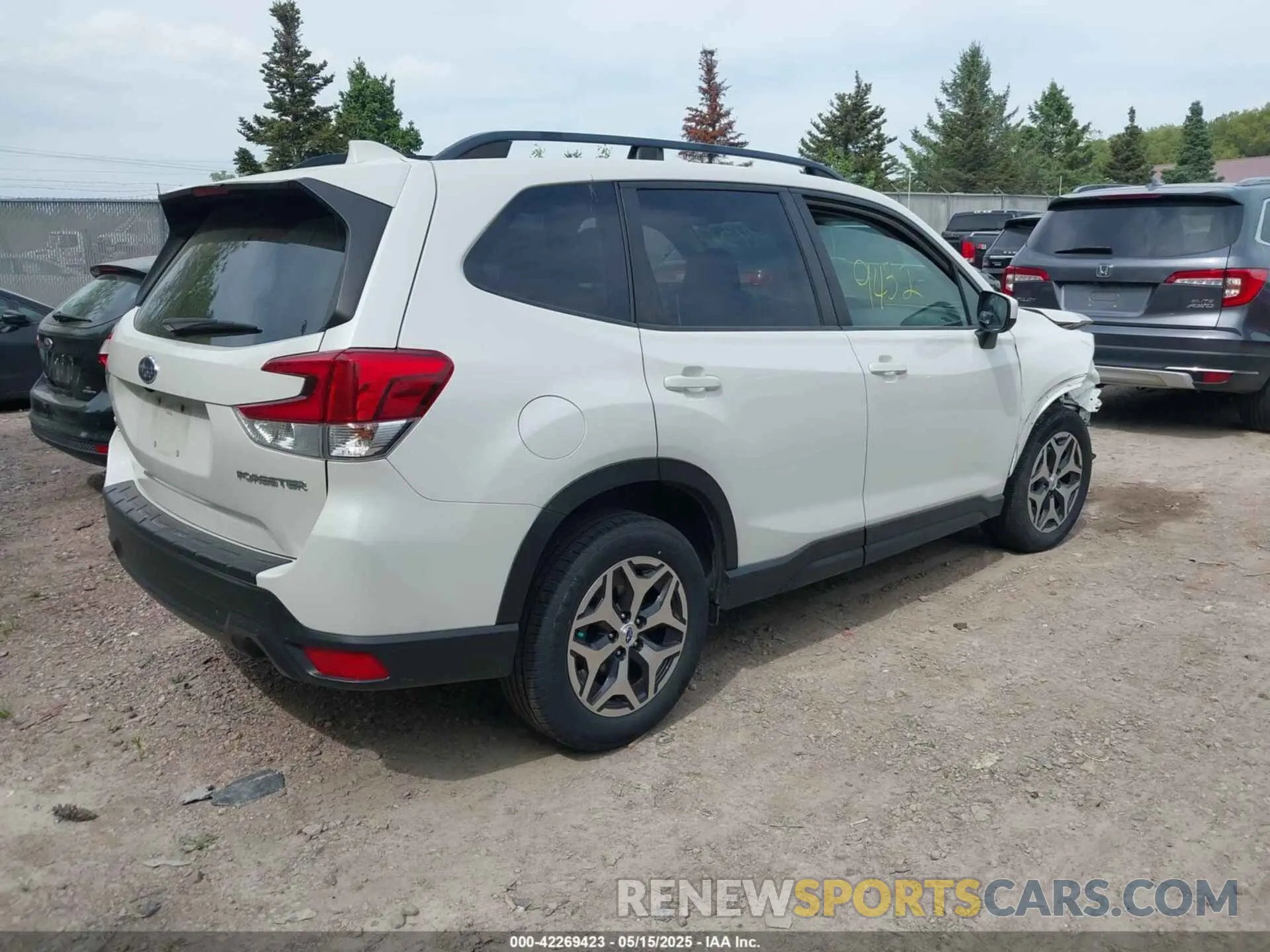 4 fotografías del automóvil dañado JF2SKAEC7KH586312 SUBARU FORESTER 2019