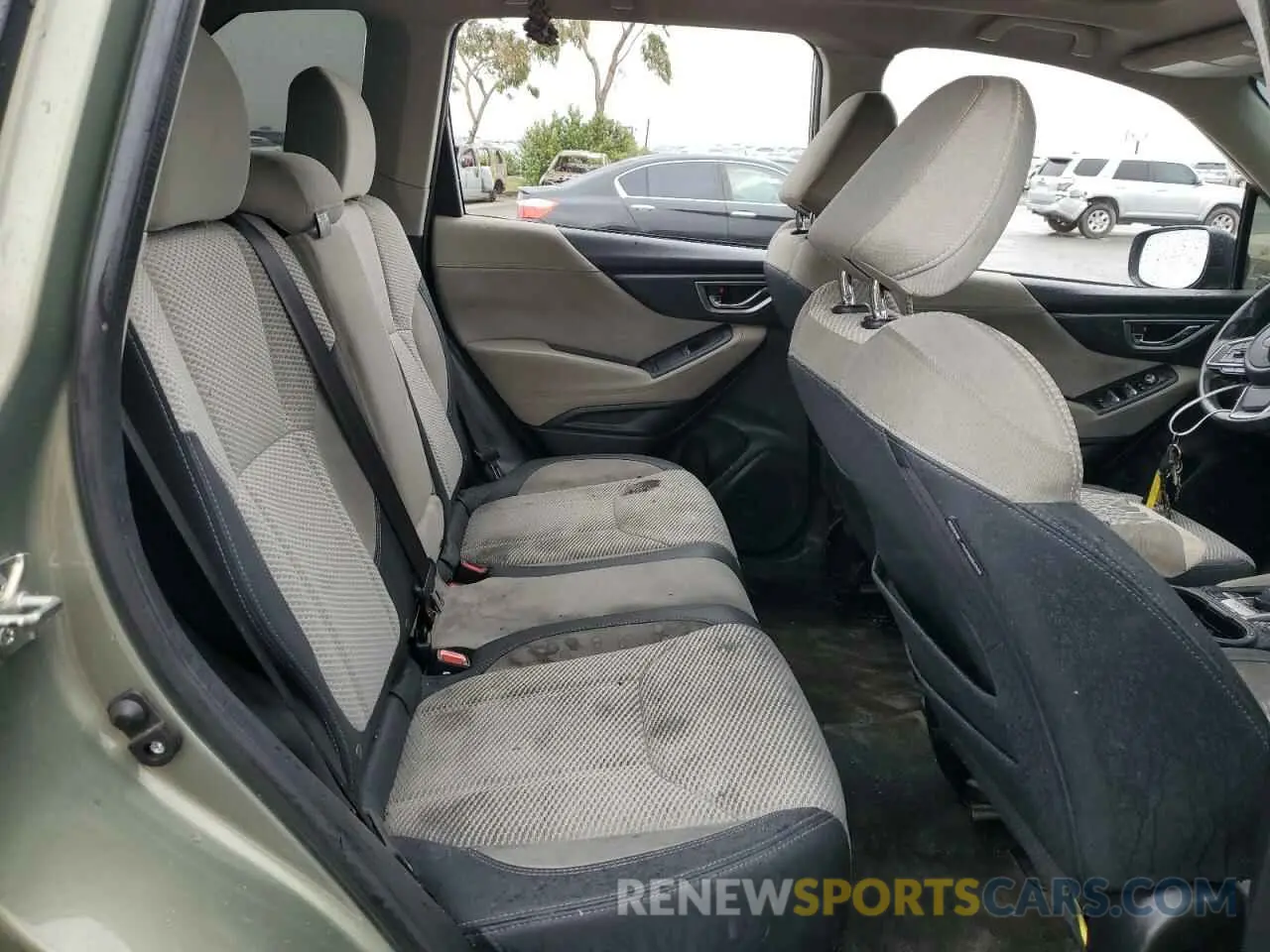 10 fotografías del automóvil dañado JF2SKAGC0KH501355 SUBARU FORESTER 2019