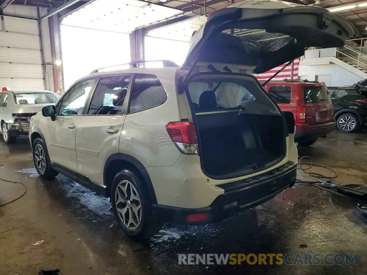 2 fotografías del automóvil dañado JF2SKAGC0KH515224 SUBARU FORESTER 2019
