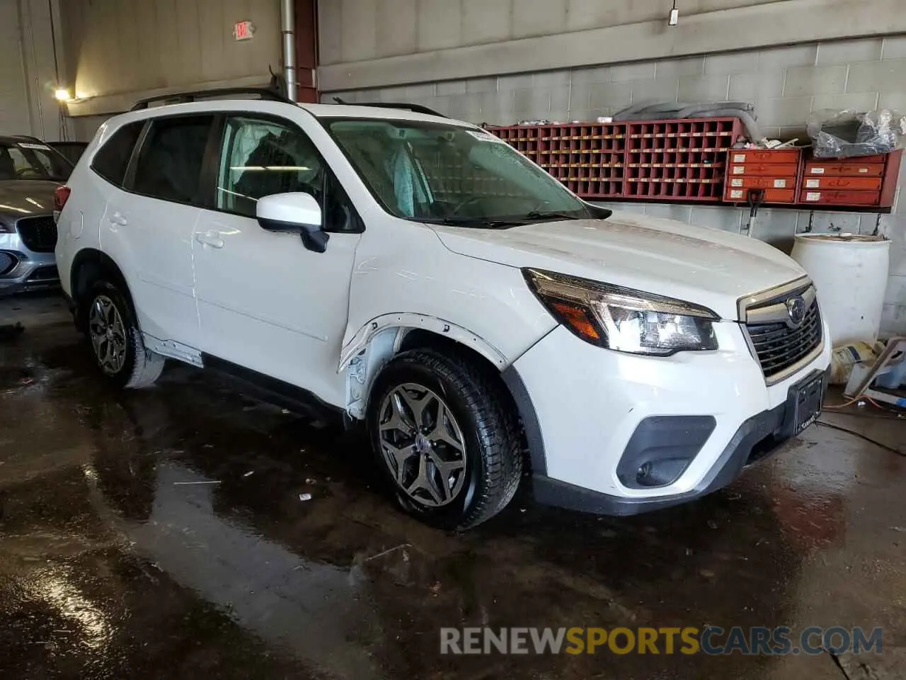 4 fotografías del automóvil dañado JF2SKAGC0KH515224 SUBARU FORESTER 2019