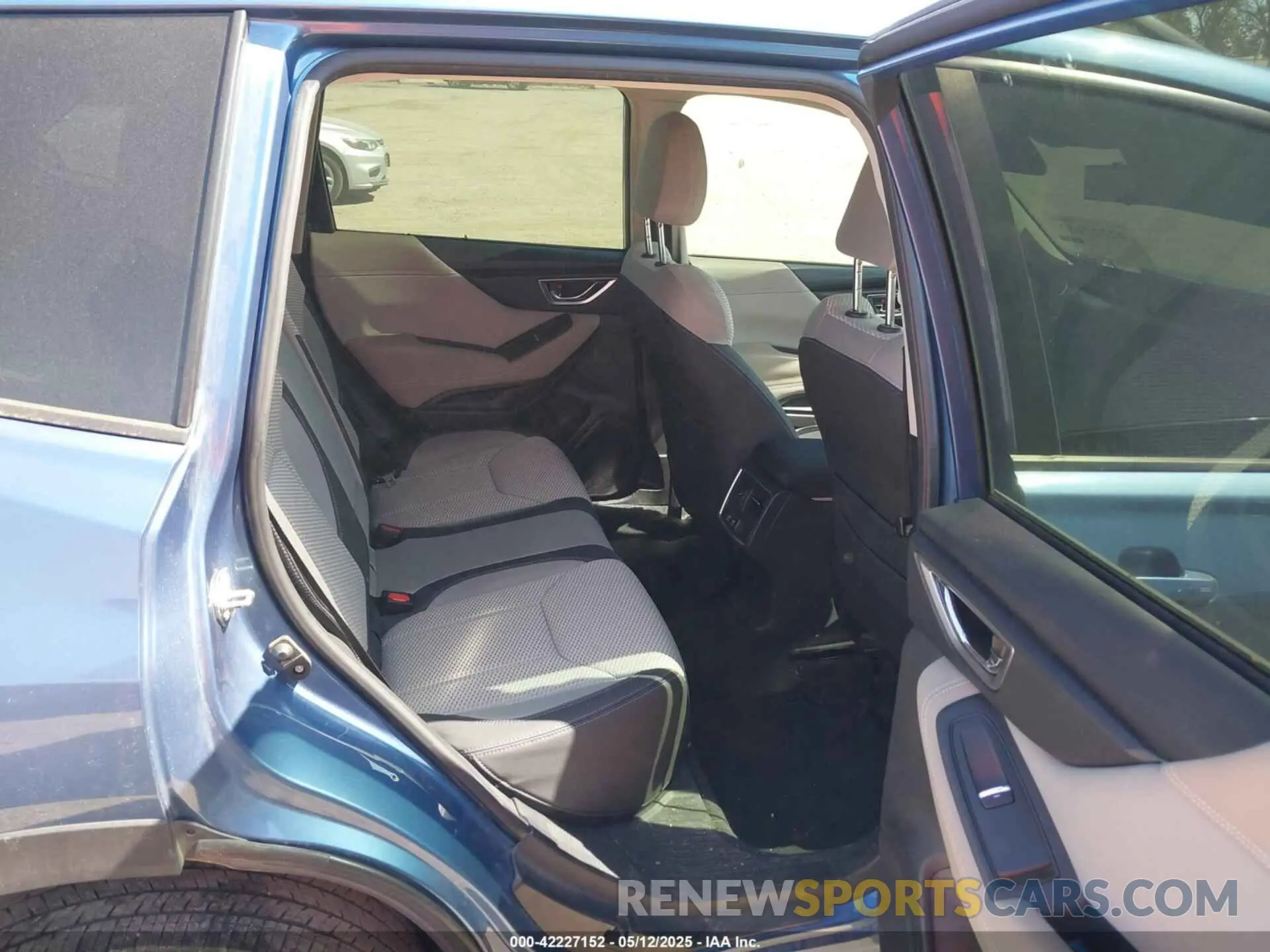 8 fotografías del automóvil dañado JF2SKAGC1KH545610 SUBARU FORESTER 2019
